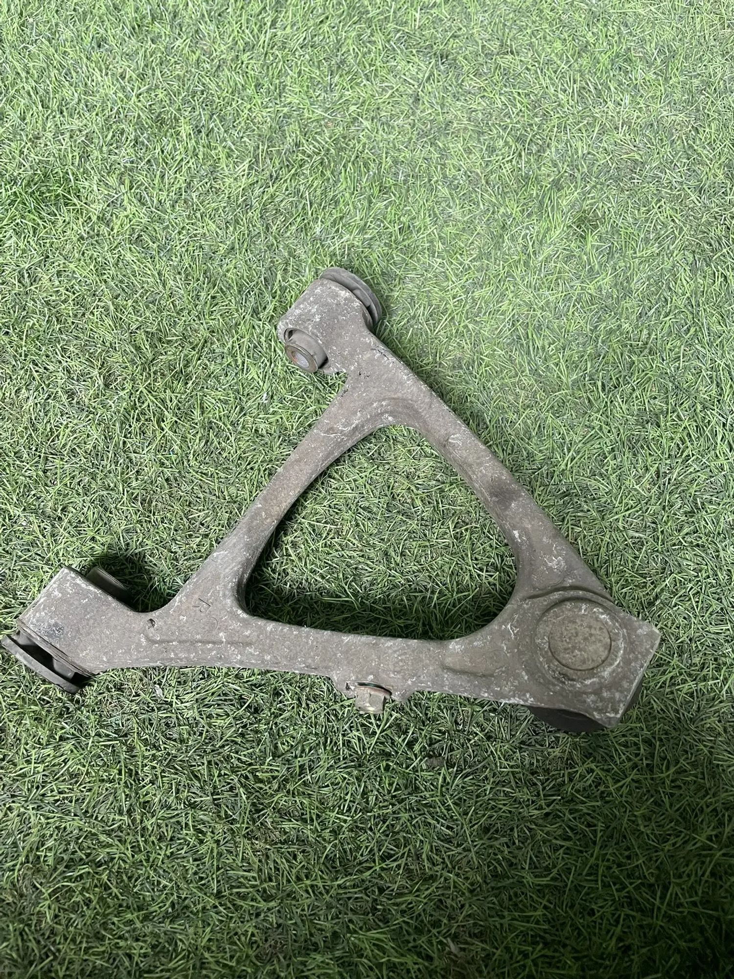 1184 Рычаг передний правый верхний Mazda RX-8 SE3P 13B, 3500 рублей, Невинномысск