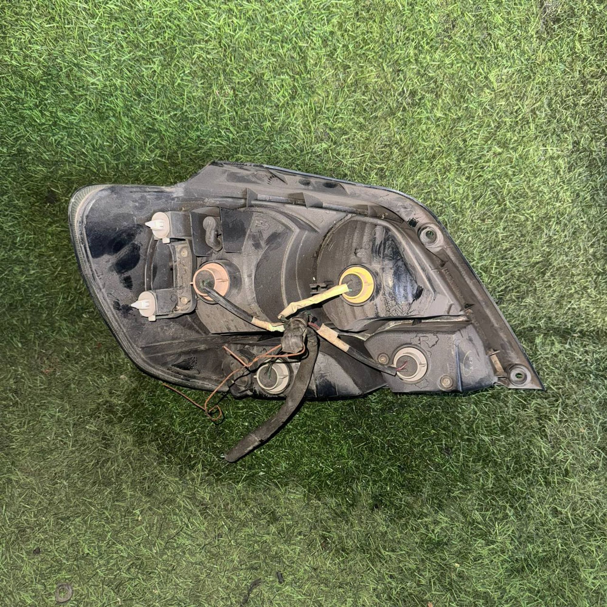 1104 Фонарь задний правый MITSUBISHI AIRTREK CU2W, 7000 рублей, Невинномысск