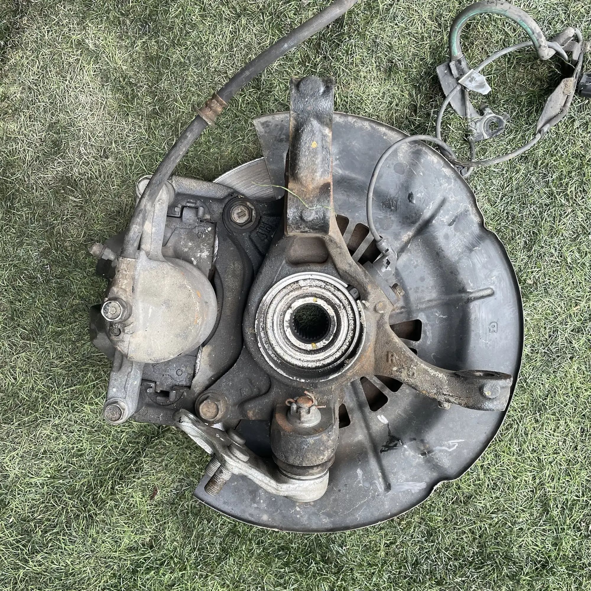 https://ycs.partsauto.market/partsauto-images/thmbs/userImages/772e461030aea93f4dbb6447c0f924d3/part/497643ce-029d-4a63-9111-875ec4558454_1779257997299.jpg
