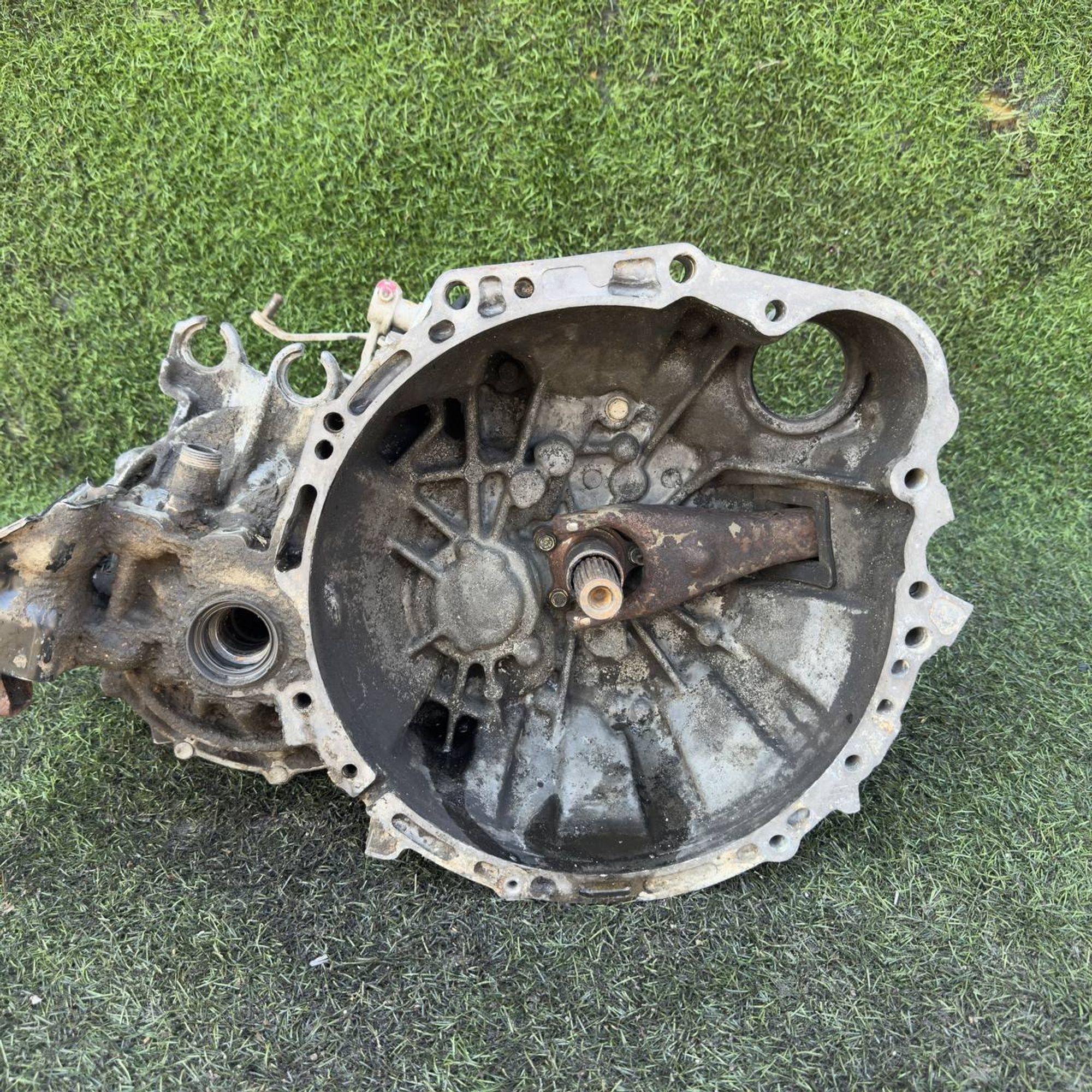 https://ycs.partsauto.market/partsauto-images/thmbs/userImages/772e461030aea93f4dbb6447c0f924d3/part/4a15ef20-aeec-46df-9ecd-958429854b73_1753256987506.jpg