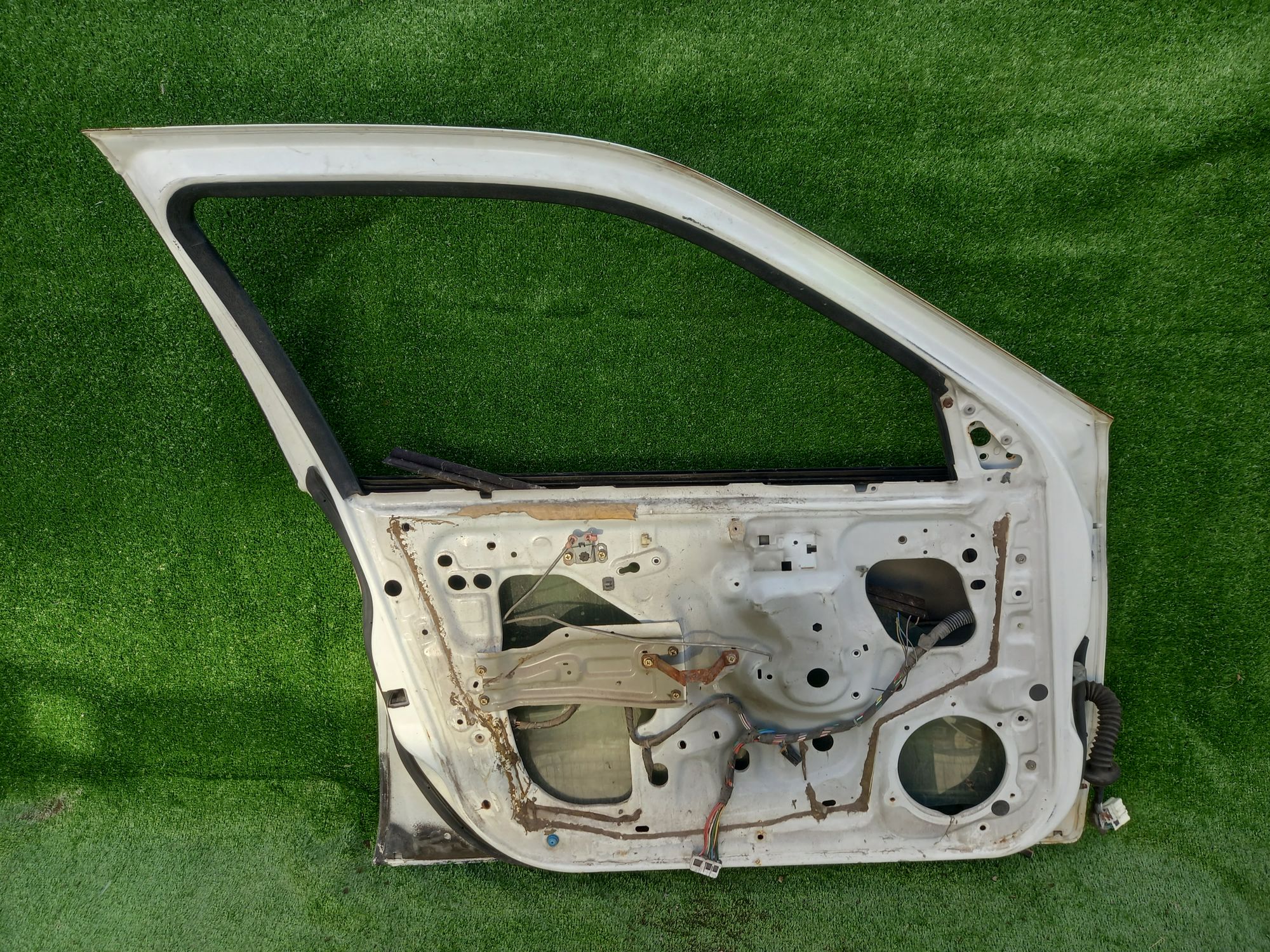 1997 дверь на NISSAN PRIMERA P11, 6000 рублей, Невинномысск