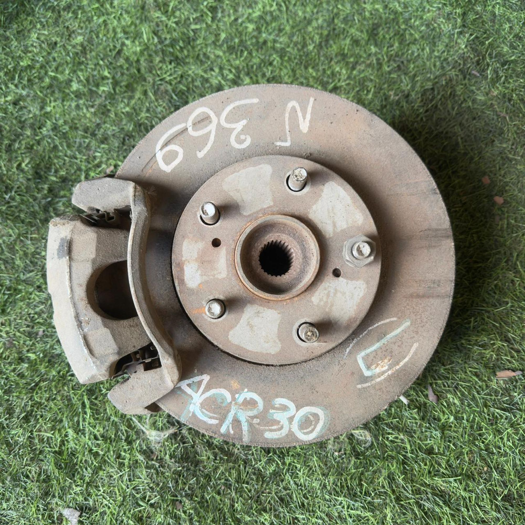 369 Ступица передняя левая TOYOTA ESTIMA ACR30, 6000 рублей, Невинномысск