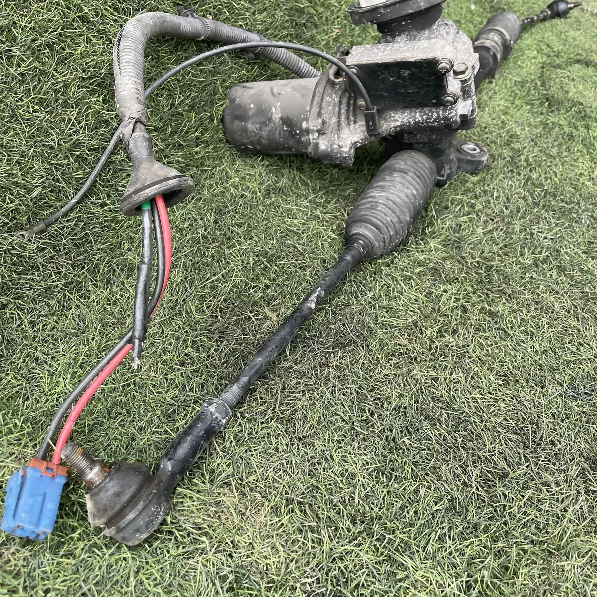 https://ycs.partsauto.market/partsauto-images/thmbs/userImages/772e461030aea93f4dbb6447c0f924d3/part/4a783521-751b-4a74-9b44-b988113e0332_1779199063421.jpg