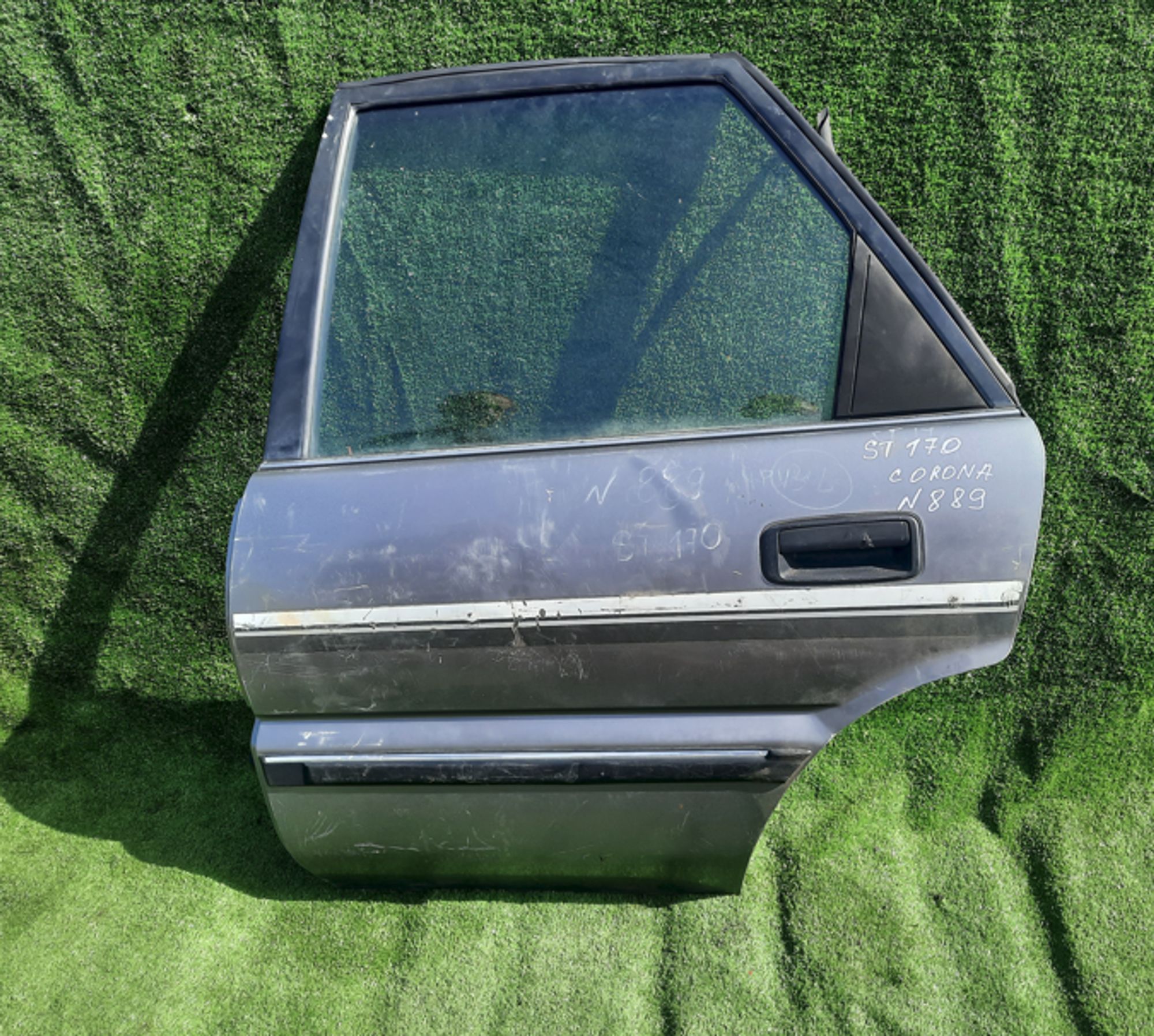 889 дверь на TOYOTA CARINA ST170, 5500 рублей, Невинномысск