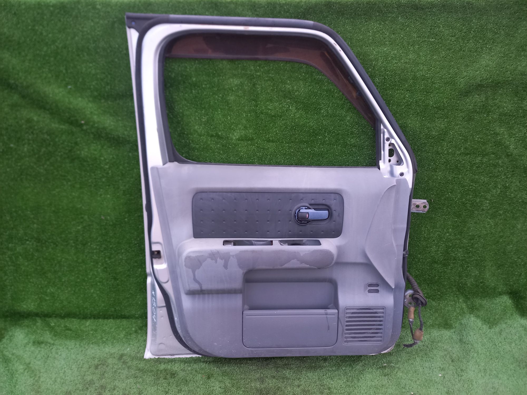 1304 дверь на NISSAN CUBE BZ11, 8500 рублей, Невинномысск