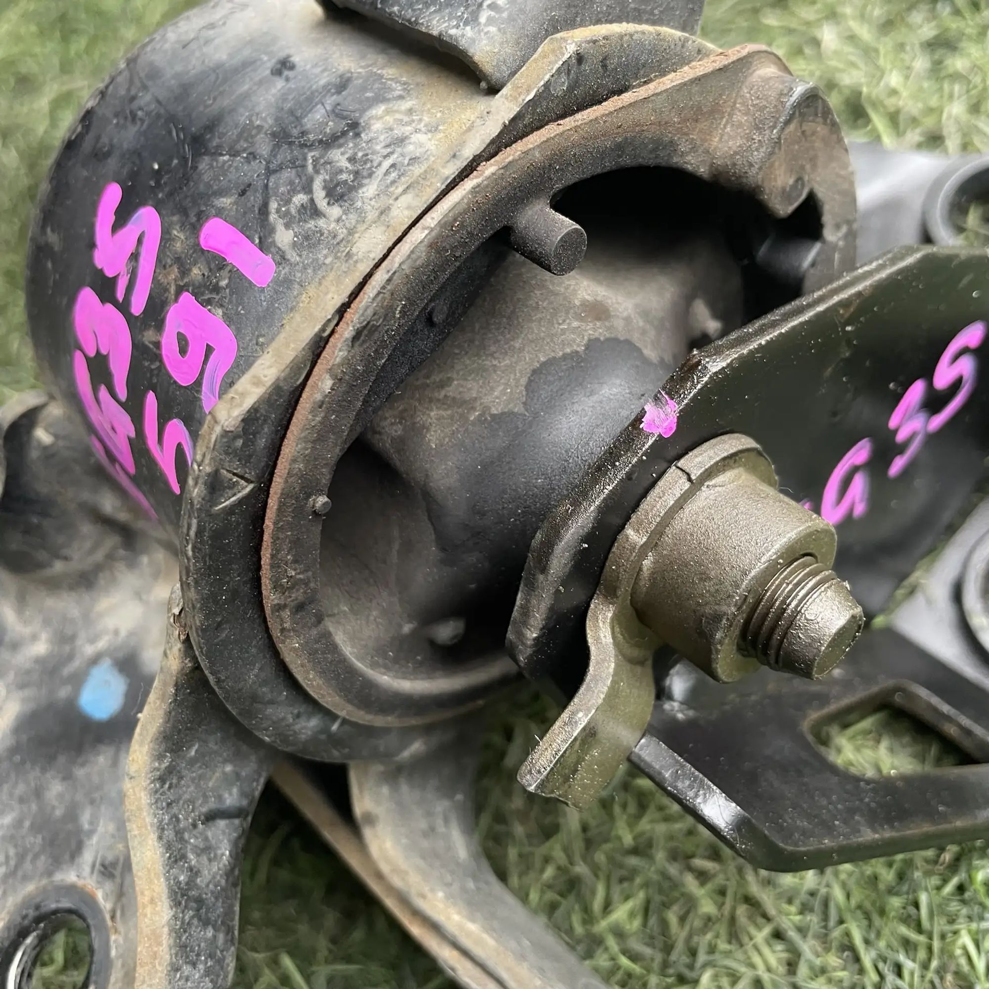https://ycs.partsauto.market/partsauto-images/thmbs/userImages/772e461030aea93f4dbb6447c0f924d3/part/4c2f2312-4a9a-4d5d-b3d9-0e810eaad1e5_1779190987733.jpg