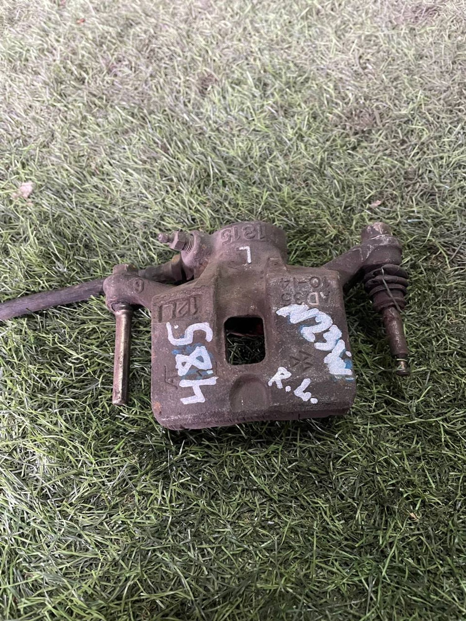 485 Суппорт тормозной задний левый MITSUBISHI RVR N23W, 3000 рублей, Невинномысск