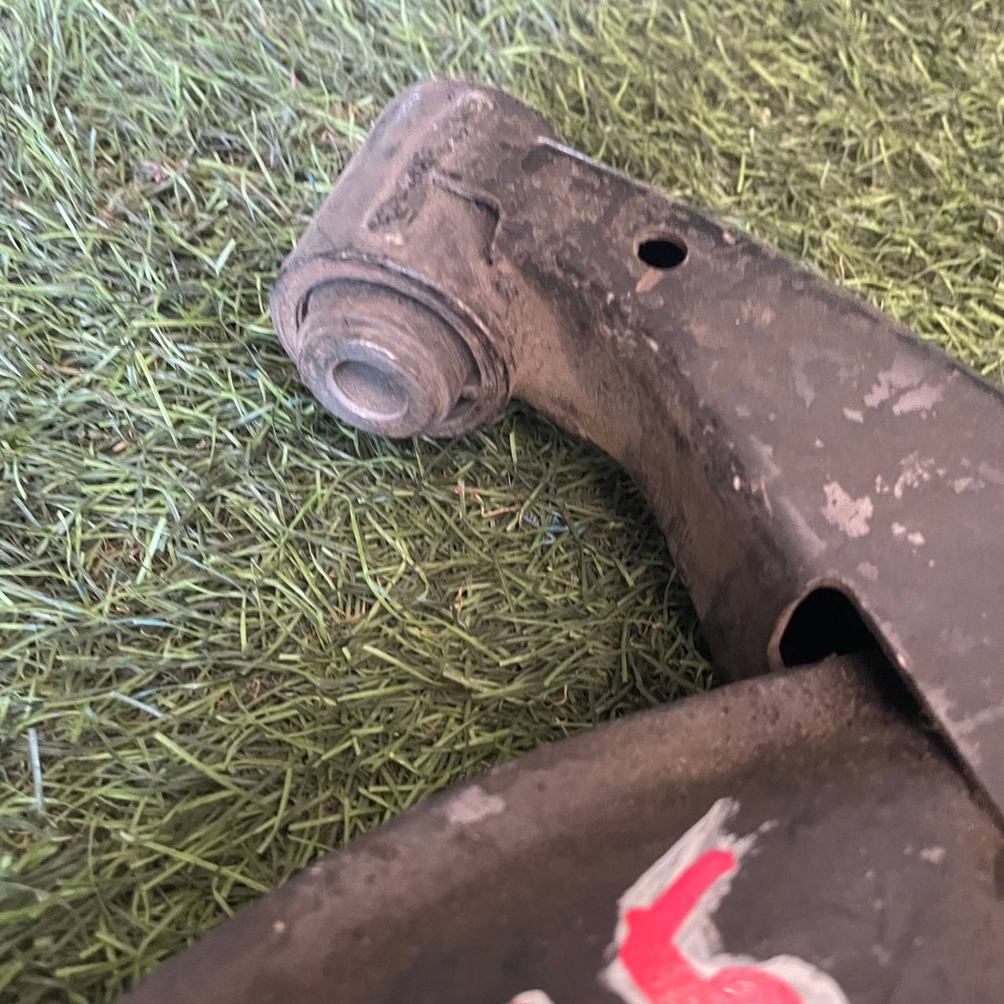 454 Рычаг передний правый нижний SUBARU LEGACY BH5, 6000 рублей, Невинномысск