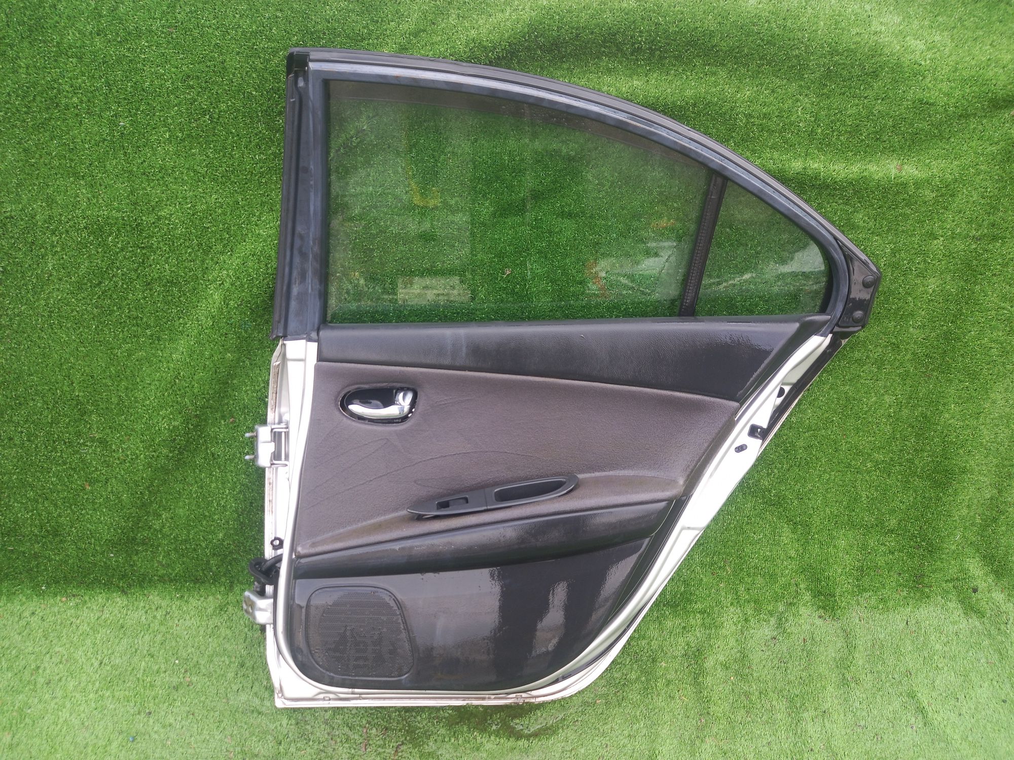 1703 дверь на NISSAN PRIMERA P12, 12500 рублей, Невинномысск