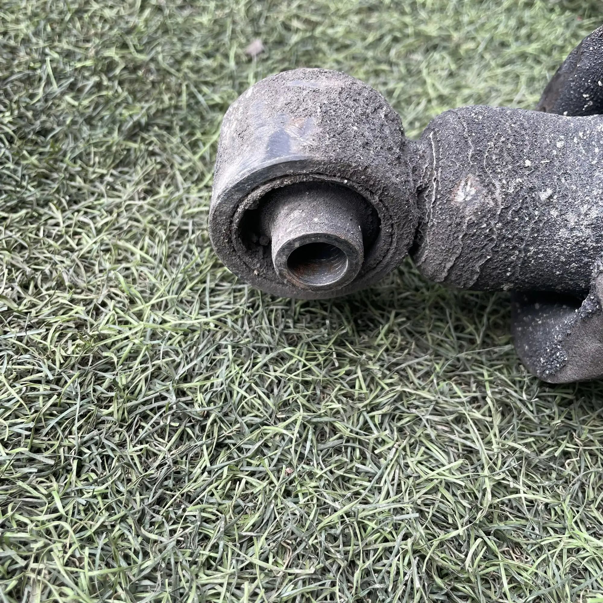https://ycs.partsauto.market/partsauto-images/thmbs/userImages/772e461030aea93f4dbb6447c0f924d3/part/4e1a6434-2a72-48ea-8383-a3ca2028ea2e_1779170341536.jpg