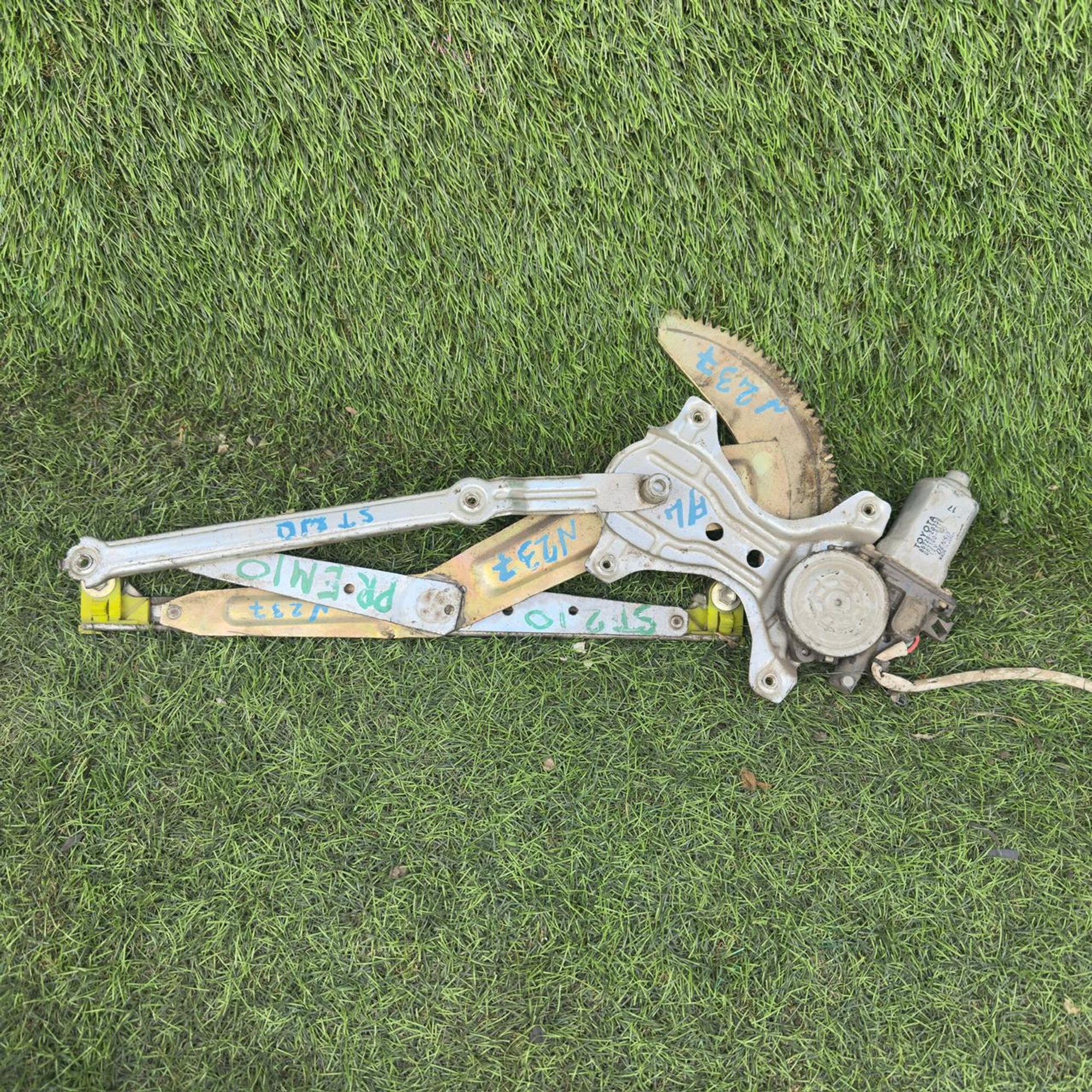 237 Стеклоподъемник передней левой двери TOYOTA PREMIO ST210, 1 рублей, Невинномысск