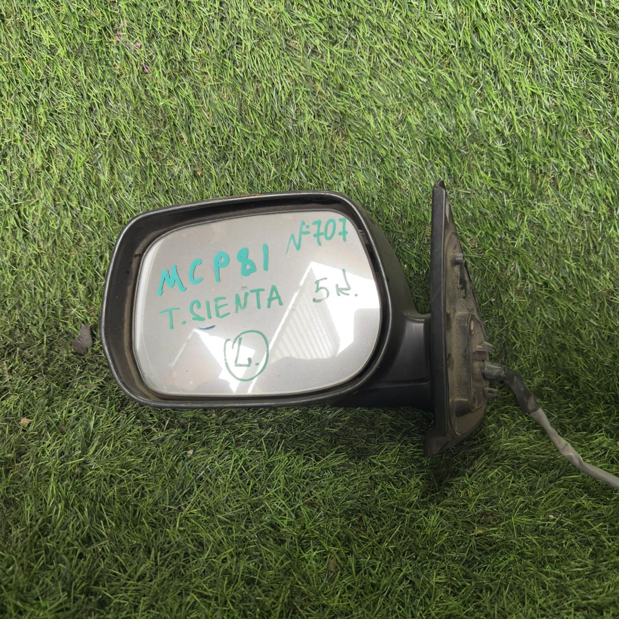 707 Зеркало боковое левое TOYOTA SIENTA MCP81, 5000 рублей, Невинномысск