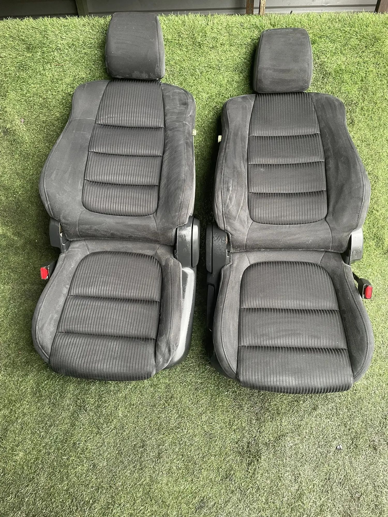 https://ycs.partsauto.market/partsauto-images/thmbs/userImages/772e461030aea93f4dbb6447c0f924d3/part/4e6d15d3-8eb5-4233-8e70-7c7a99ccf8d8_1777967281292.jpg