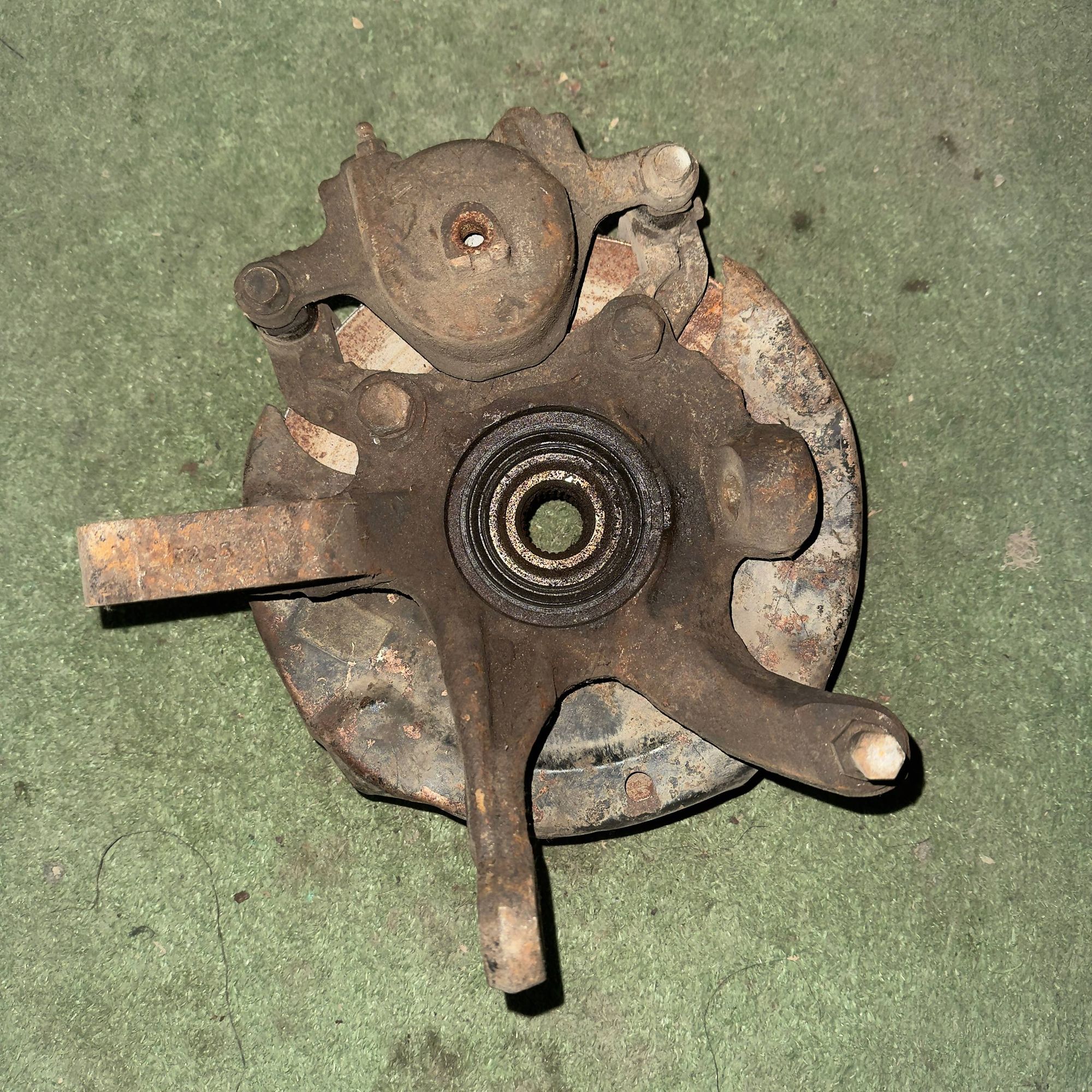 725 Ступица передняя левая NISSAN LD20, 1 рублей, Невинномысск