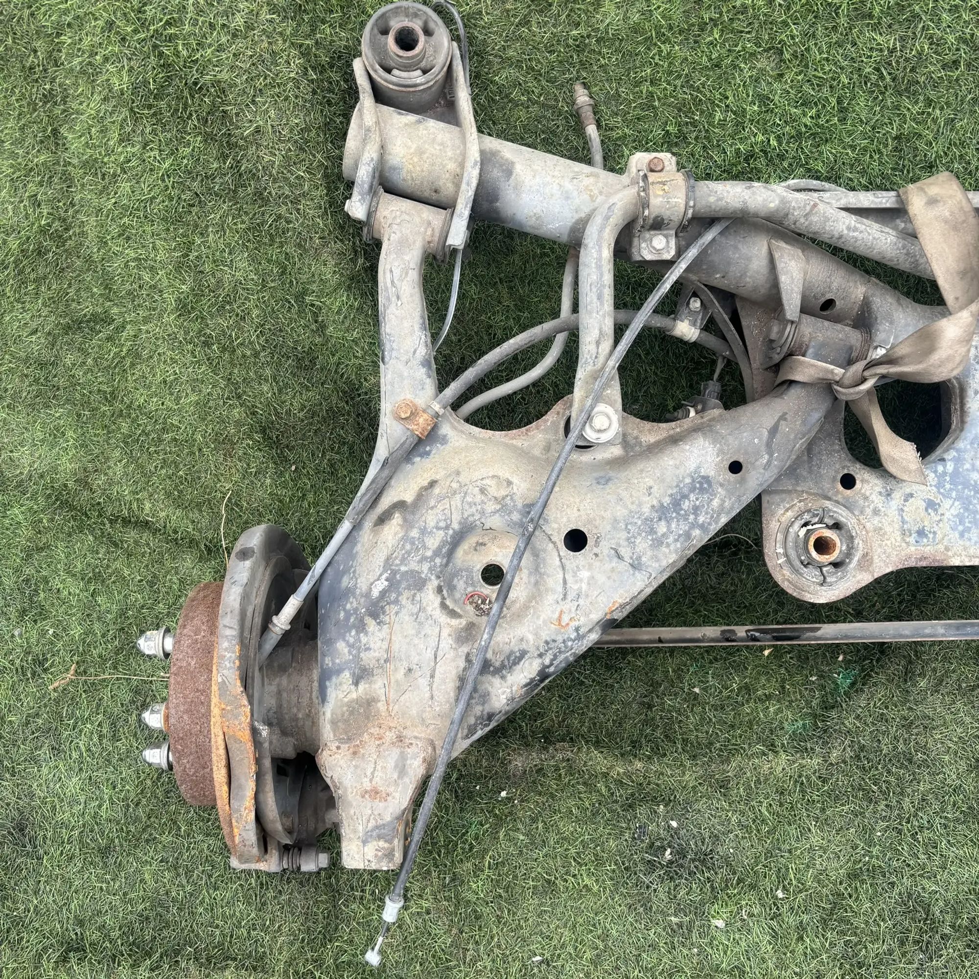 https://ycs.partsauto.market/partsauto-images/thmbs/userImages/772e461030aea93f4dbb6447c0f924d3/part/4f29e456-2dfa-4514-9123-603de8278dac_1777018373788.jpg