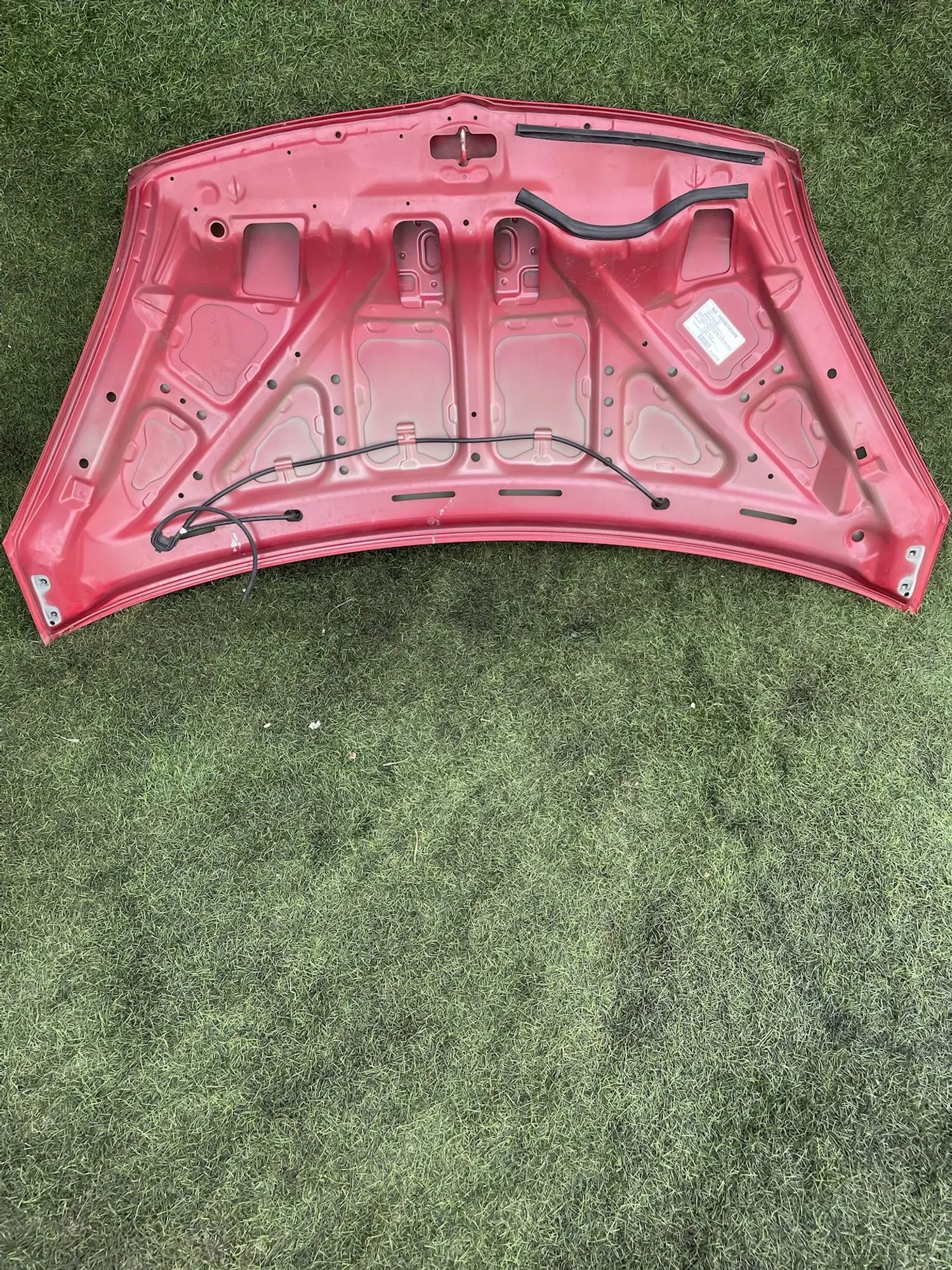 https://ycs.partsauto.market/partsauto-images/thmbs/userImages/772e461030aea93f4dbb6447c0f924d3/part/4f2b2fe4-aa96-485e-b879-f4b8750566b0_1778508157161.jpg