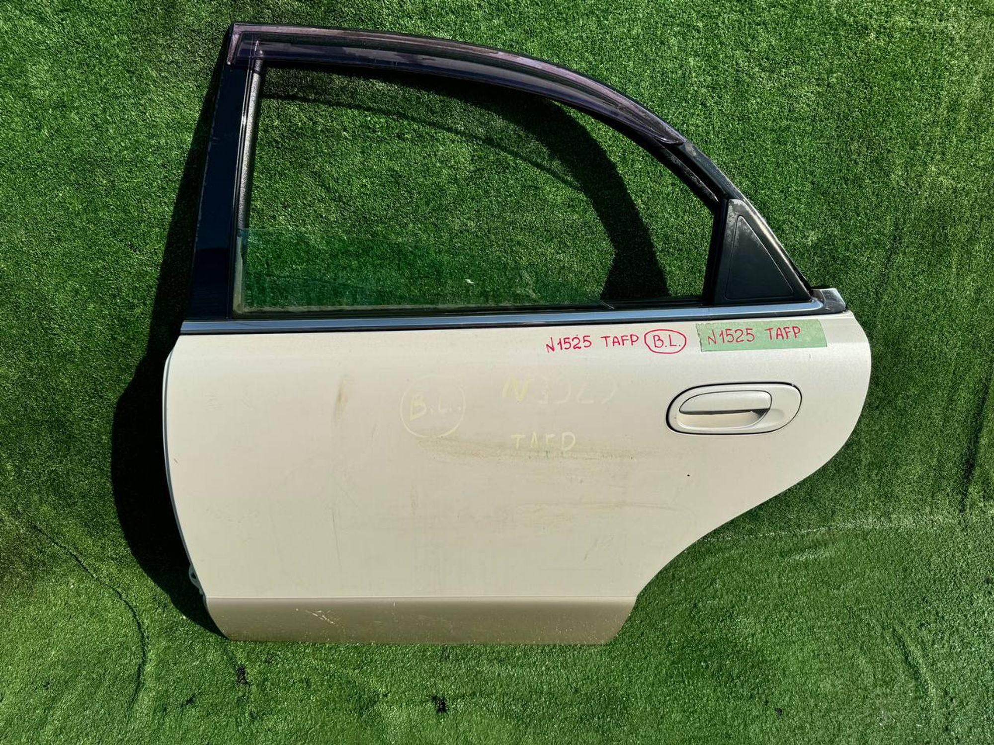 1525 дверь на MAZDA MILLENIA TAFP, 8000 рублей, Невинномысск