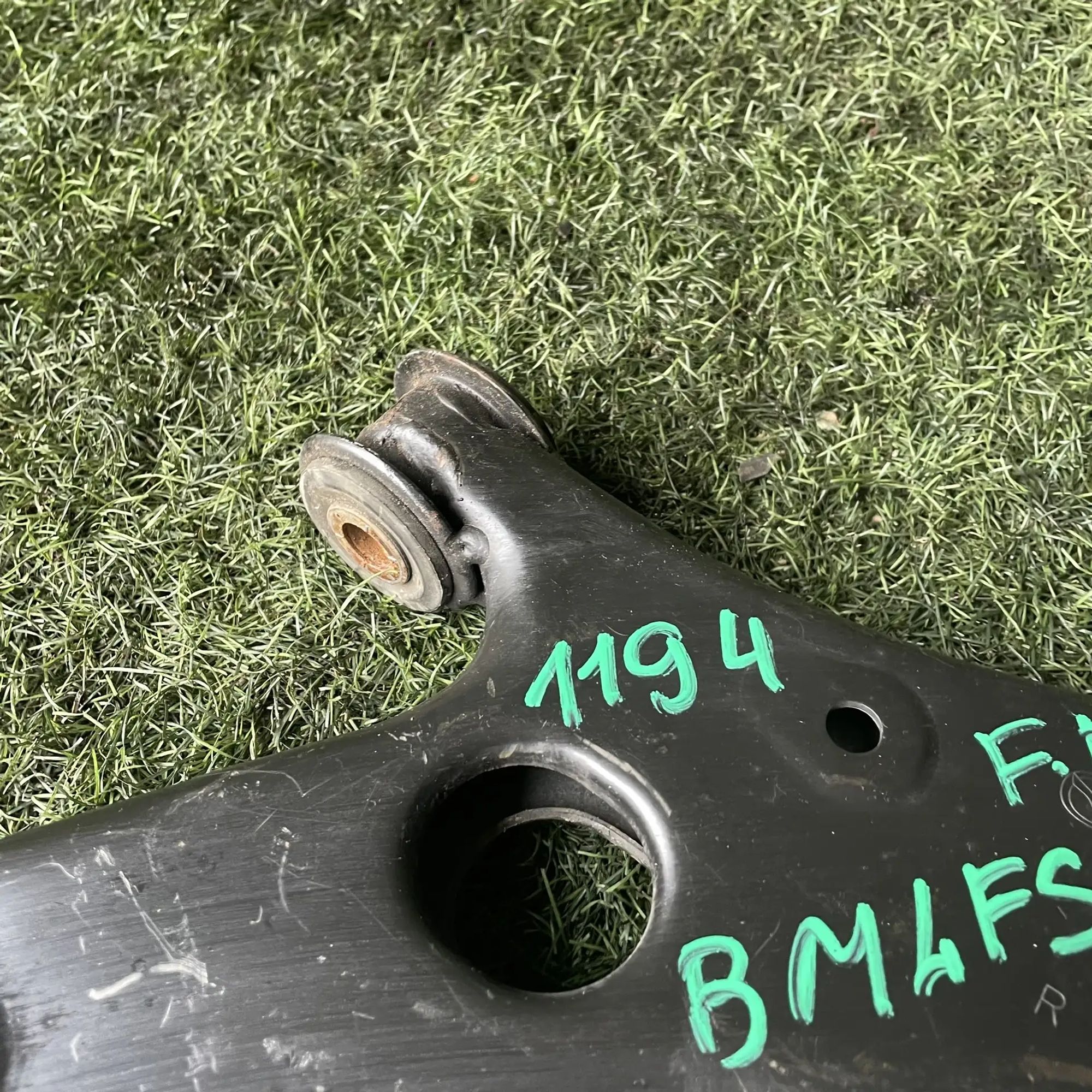 https://ycs.partsauto.market/partsauto-images/thmbs/userImages/772e461030aea93f4dbb6447c0f924d3/part/4fcc37f5-3640-4c58-b6b7-189810430a78_1776932531115.jpg