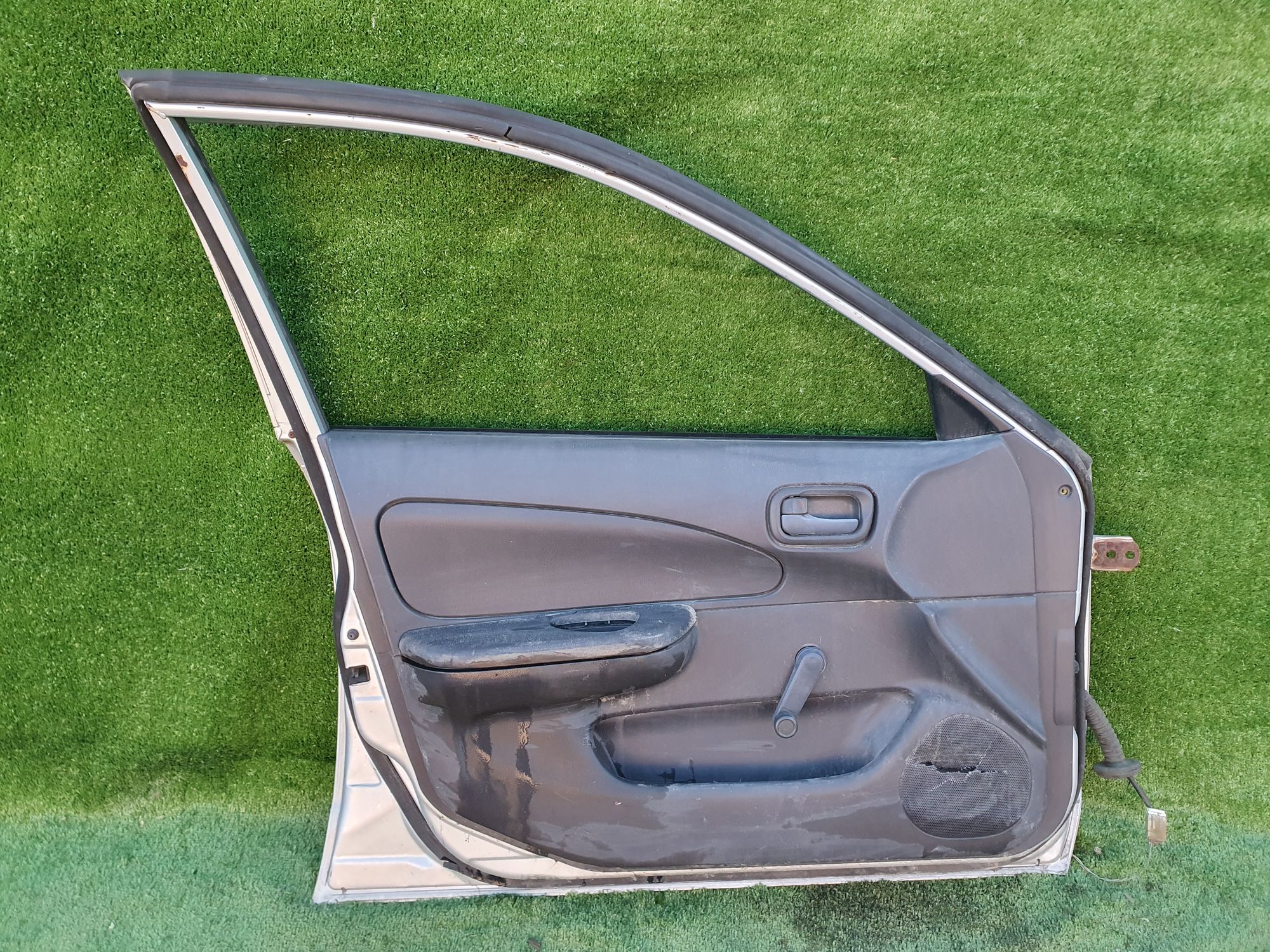 86 дверь на NISSAN AD Y11, 9500 рублей, Невинномысск