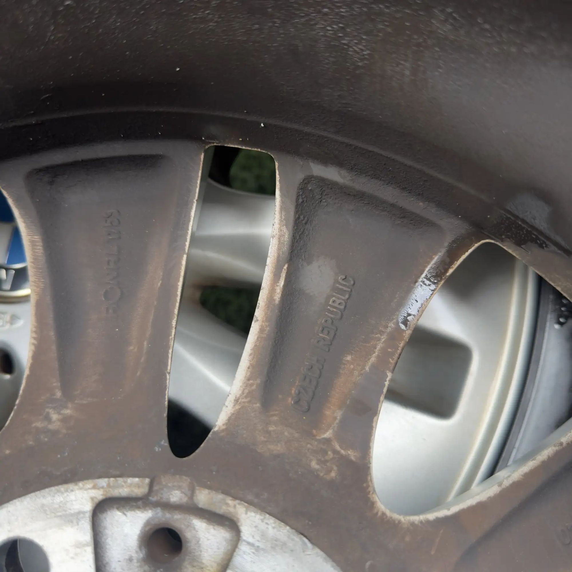 https://ycs.partsauto.market/partsauto-images/thmbs/userImages/772e461030aea93f4dbb6447c0f924d3/part/5022ba54-4da2-4969-9c06-7de05fc8f053_1777988248081.jpg