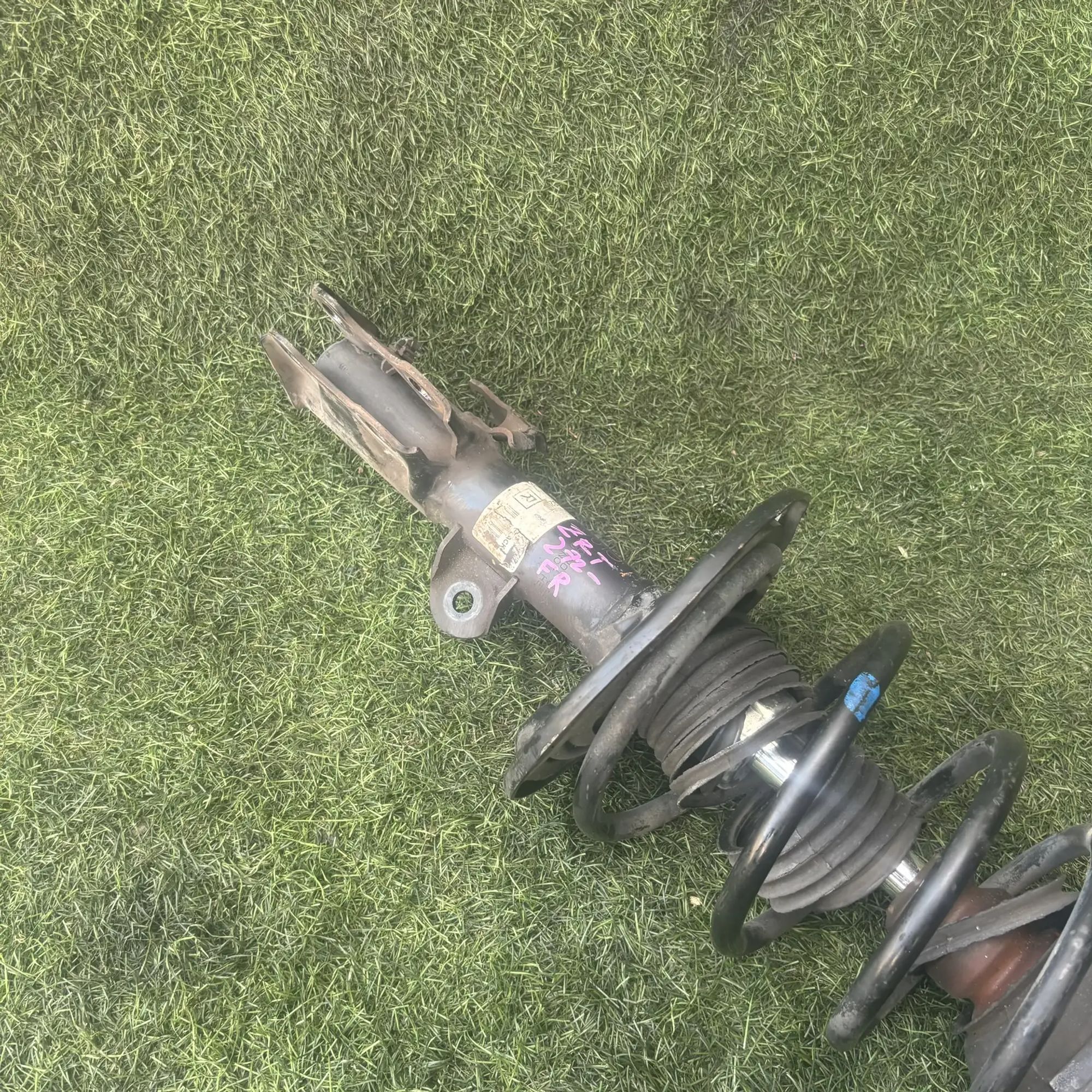 https://ycs.partsauto.market/partsauto-images/thmbs/userImages/772e461030aea93f4dbb6447c0f924d3/part/5098c5b4-b1d6-4837-9e33-71f57acc490e_1776866269408.jpg
