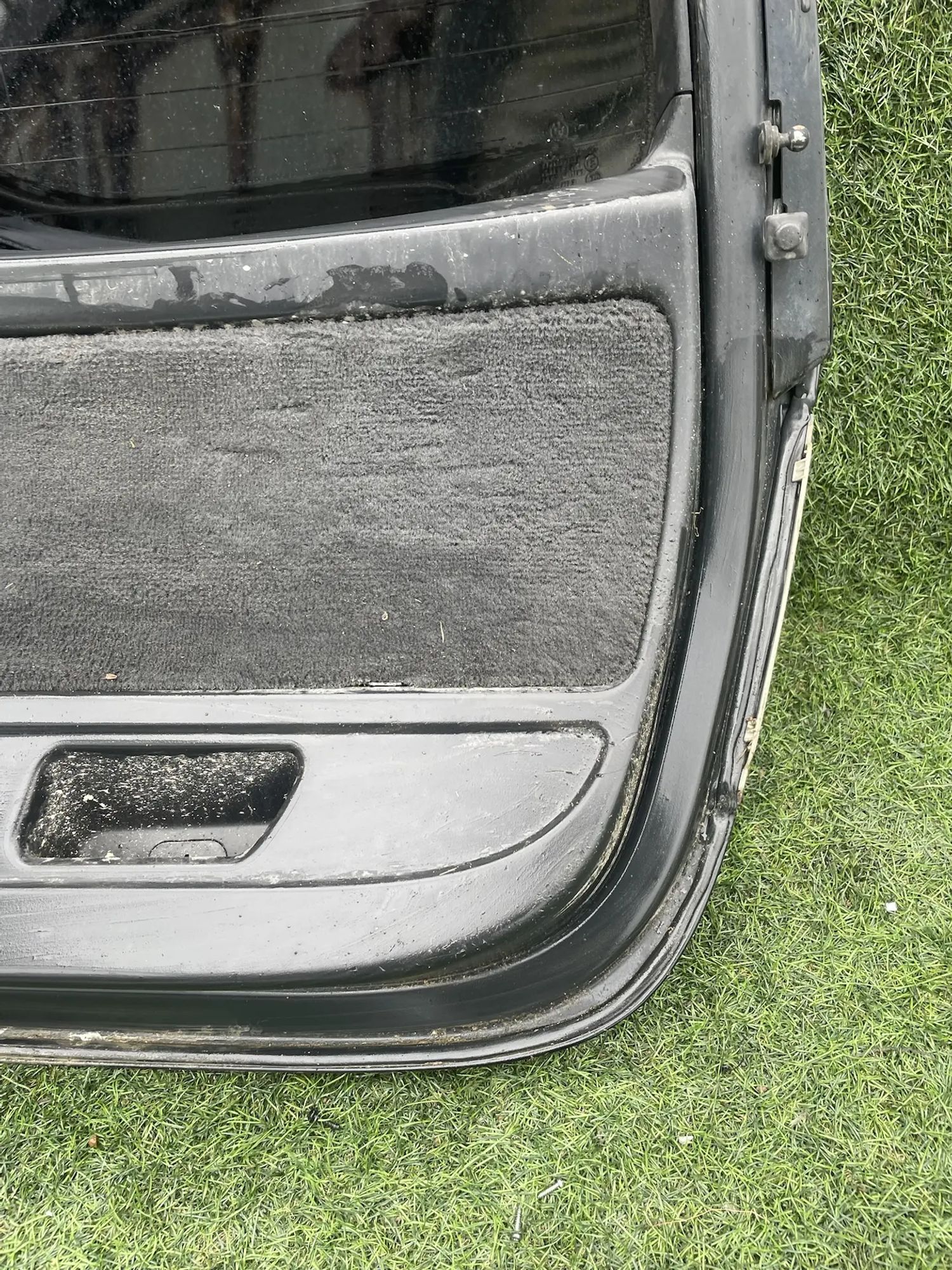 https://ycs.partsauto.market/partsauto-images/thmbs/userImages/772e461030aea93f4dbb6447c0f924d3/part/50bf1fe7-b015-4b5d-8eb7-5df29817ac68_1778912773234.jpg