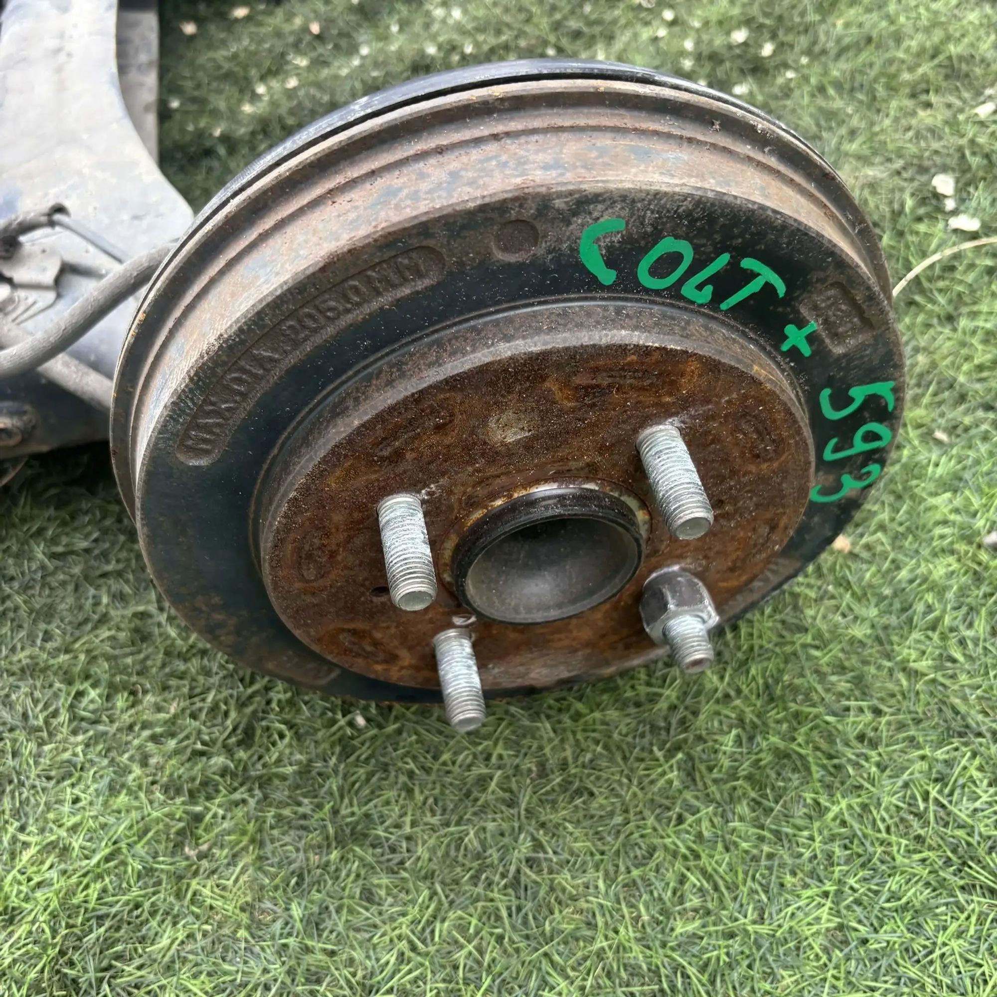 https://ycs.partsauto.market/partsauto-images/thmbs/userImages/772e461030aea93f4dbb6447c0f924d3/part/5149eddd-71cc-4574-b4d3-146fc28134ac_1777029088078.jpg