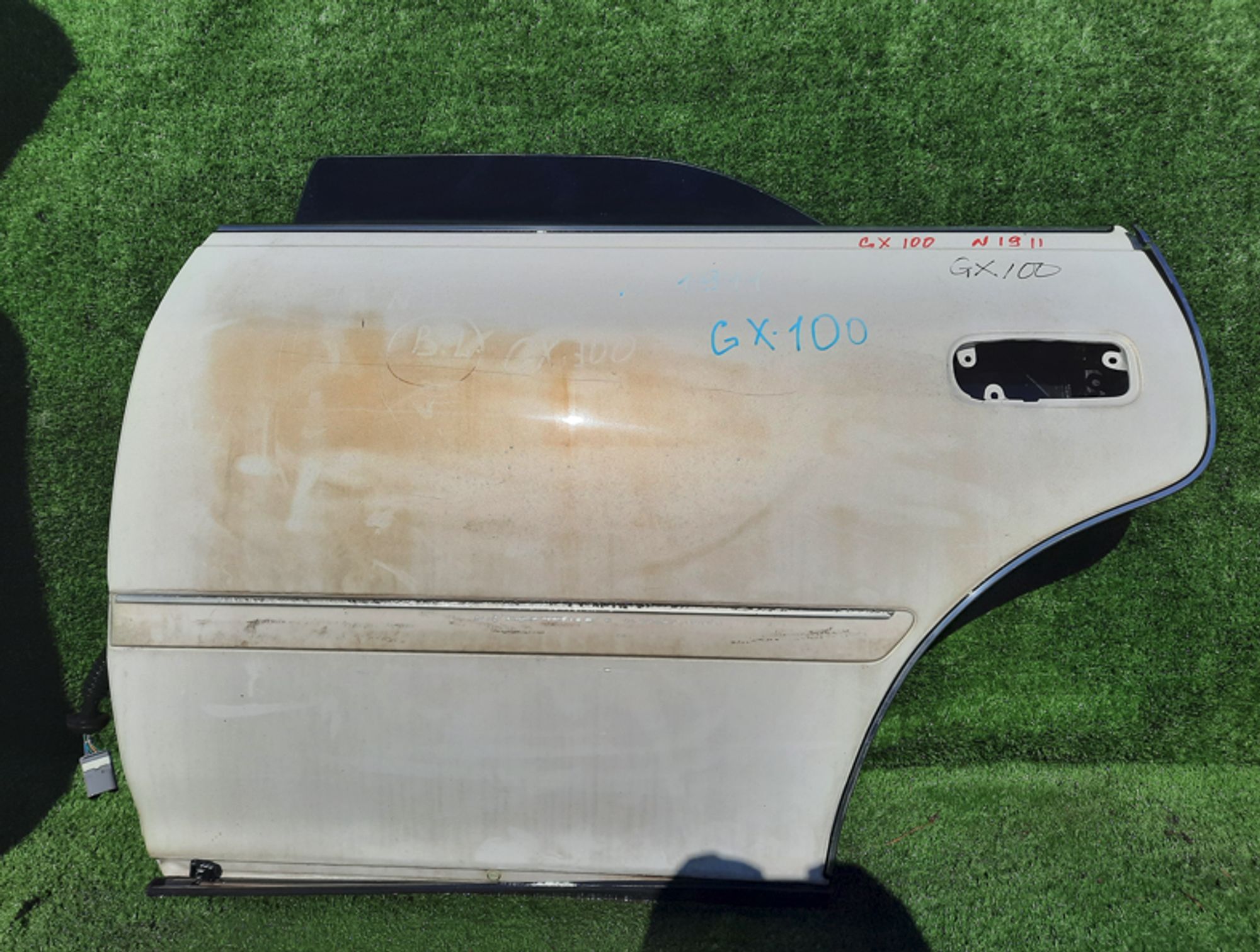 1911 дверь на TOYOTA MARK II GX100, 6000 рублей, Невинномысск