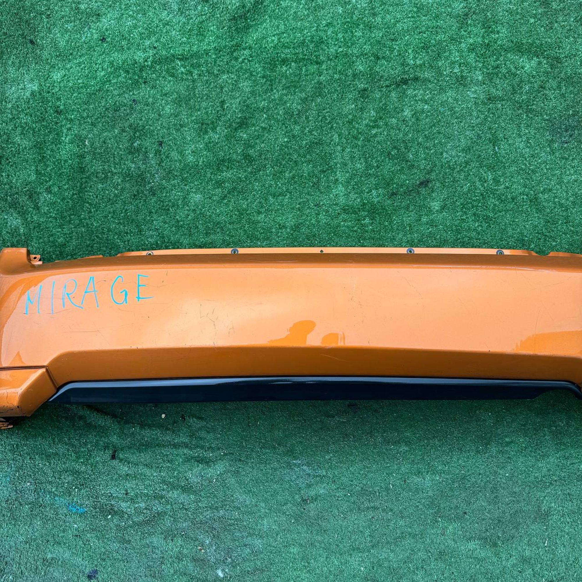 182 Бампер задний MITSUBISHI MIRAGE DINGO CQ2A, 7000 рублей, Невинномысск