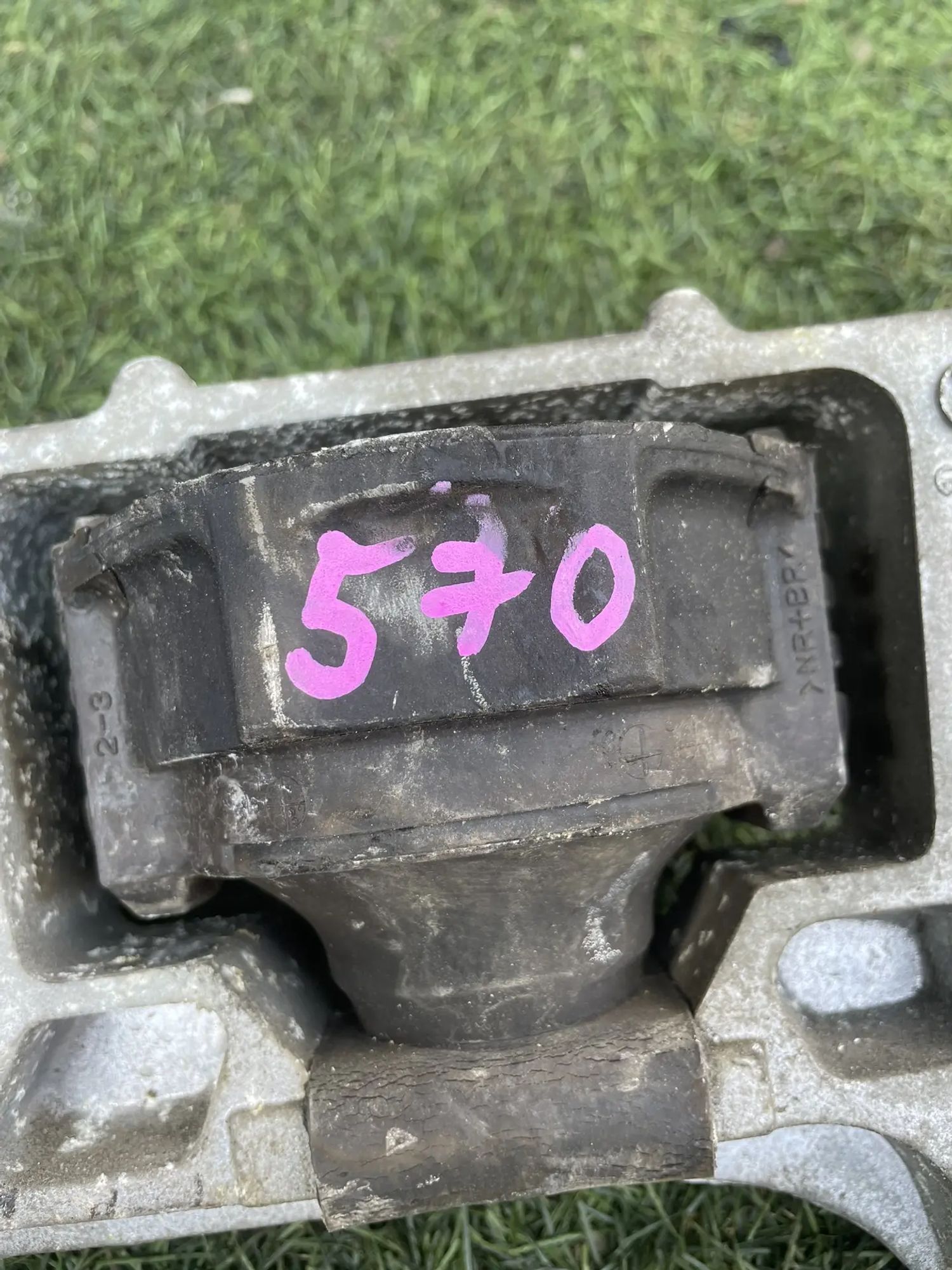 https://ycs.partsauto.market/partsauto-images/thmbs/userImages/772e461030aea93f4dbb6447c0f924d3/part/521a57d1-8a7b-4a2e-9084-264ae2eed0bf_1776493174002.jpg