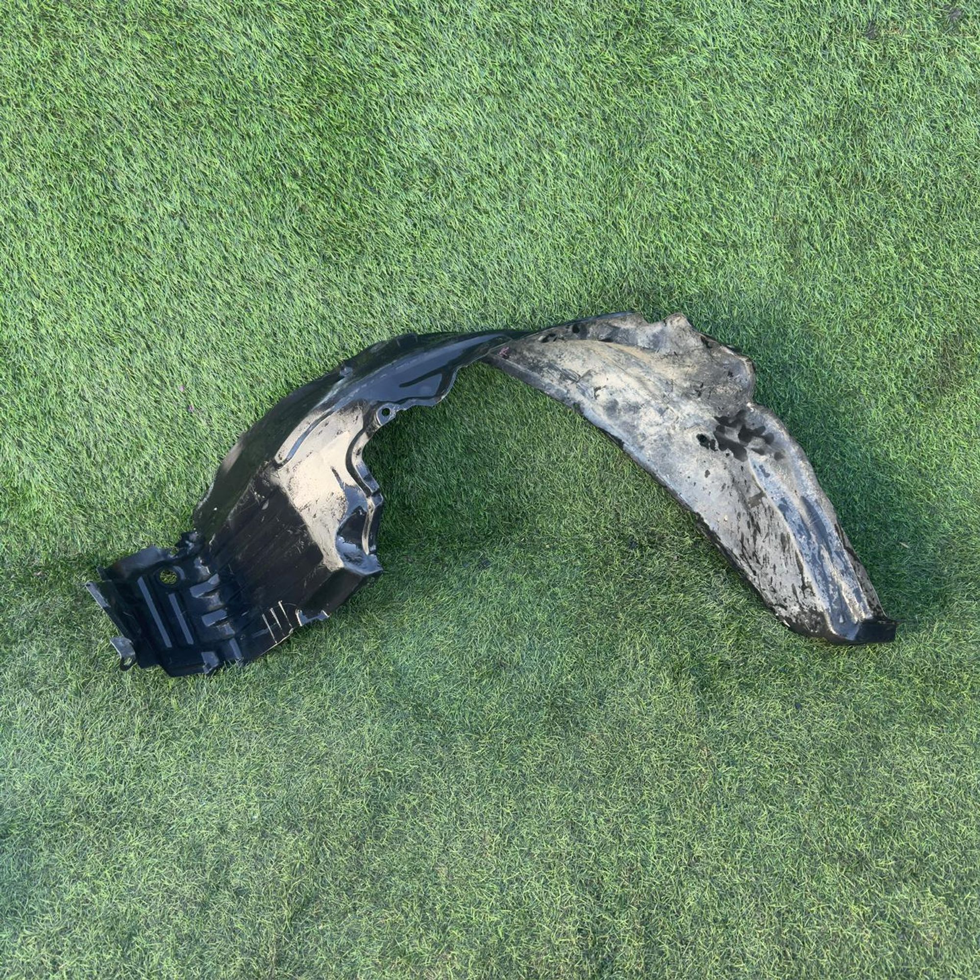 2064 Подкрылок передний правый Nissan Sunny FB15, 2500 рублей, Невинномысск