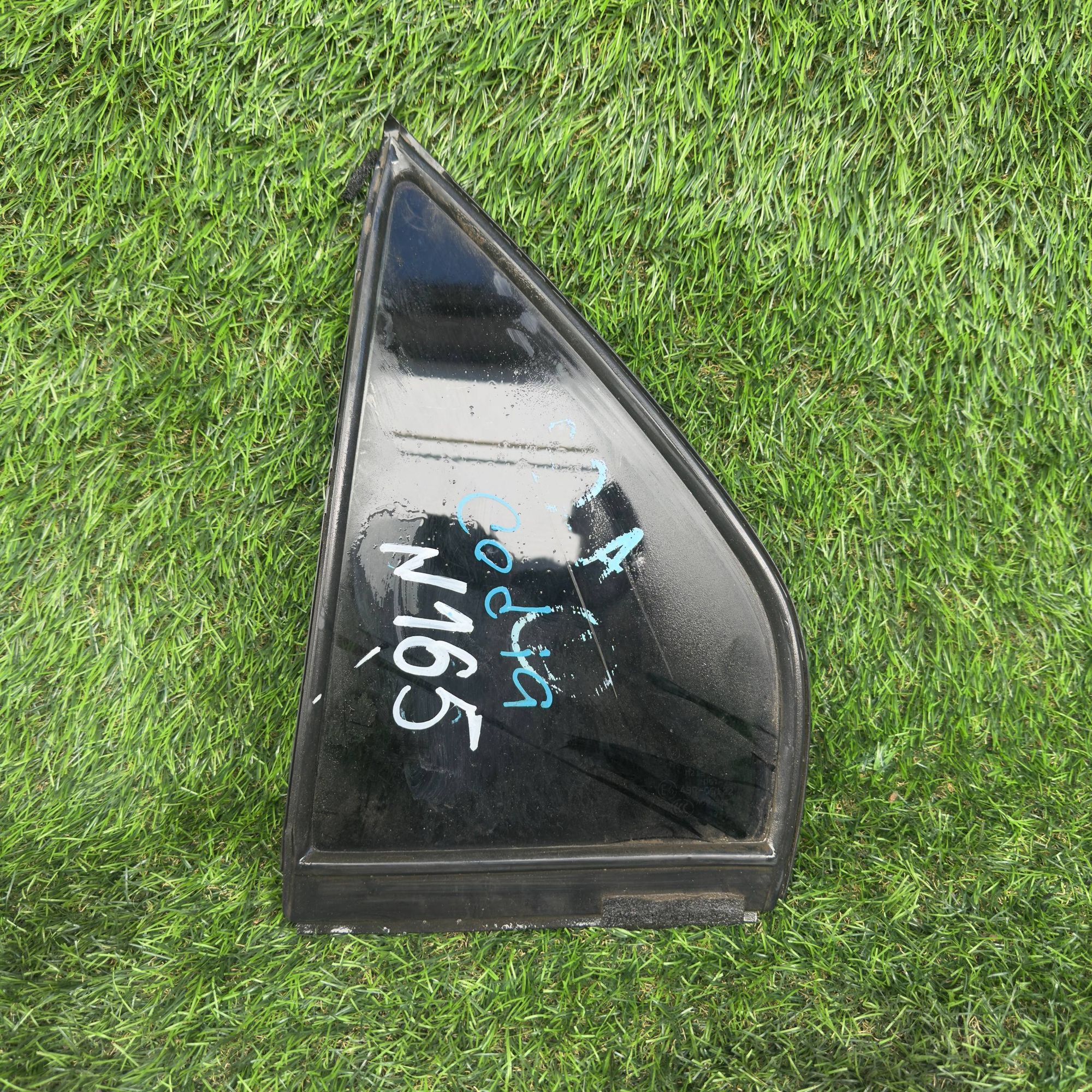 165 Стекло собачника левое MITSUBISHI LANCER CEDIA CS2A, 2000 рублей, Невинномысск