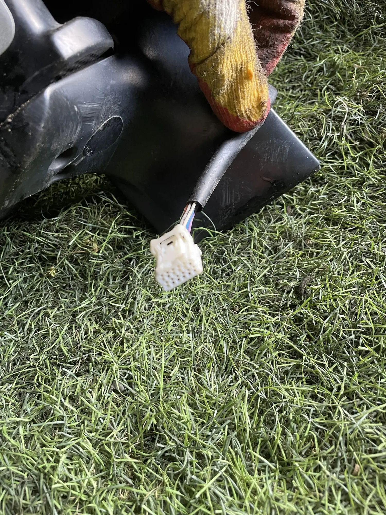 https://ycs.partsauto.market/partsauto-images/thmbs/userImages/772e461030aea93f4dbb6447c0f924d3/part/52dad130-f900-47e8-8346-422793df78c7_1778665750664.jpg