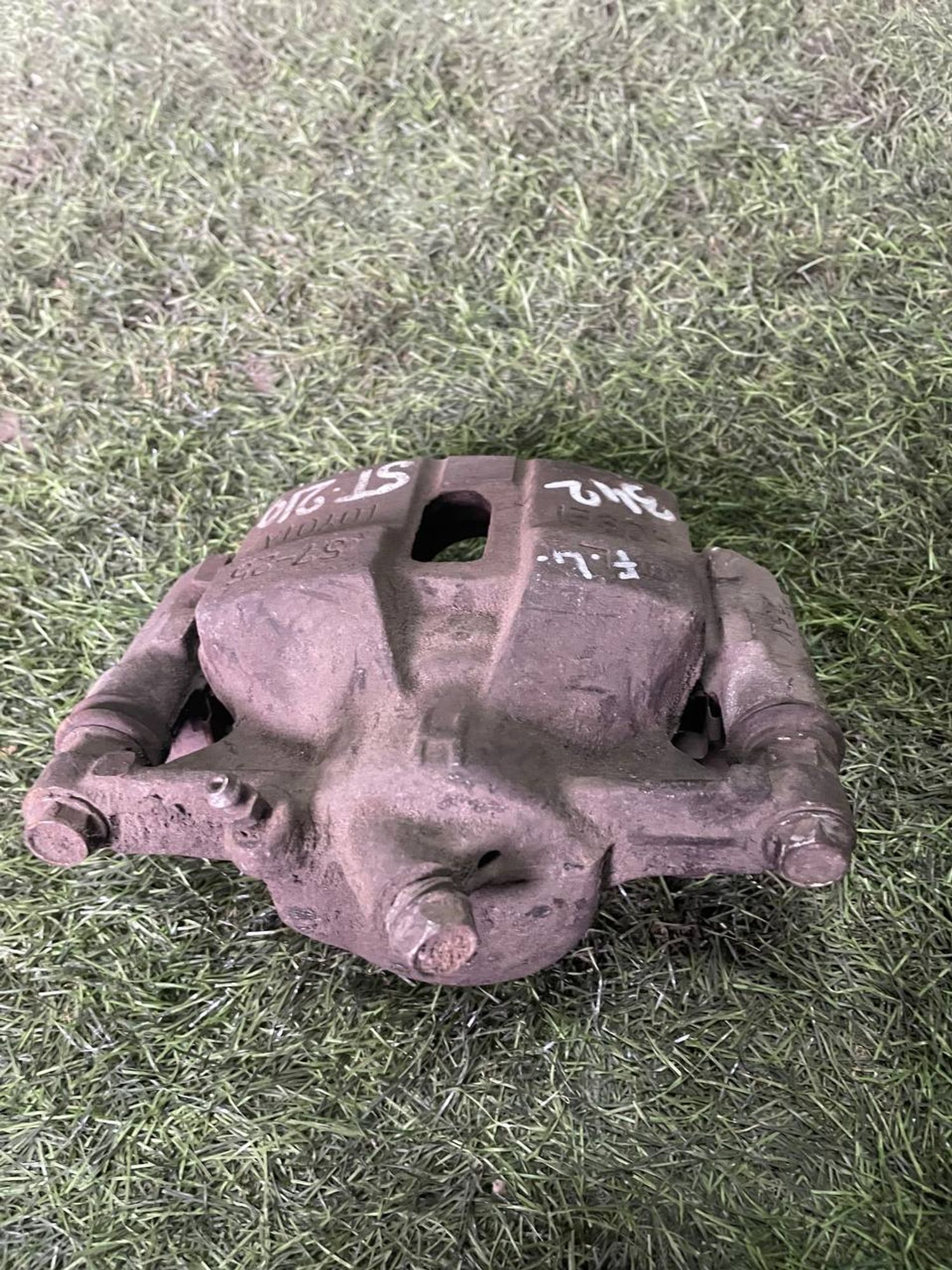 342 Суппорт тормозной передний левый TOYOTA CORONA ST210, 3000 рублей, Невинномысск