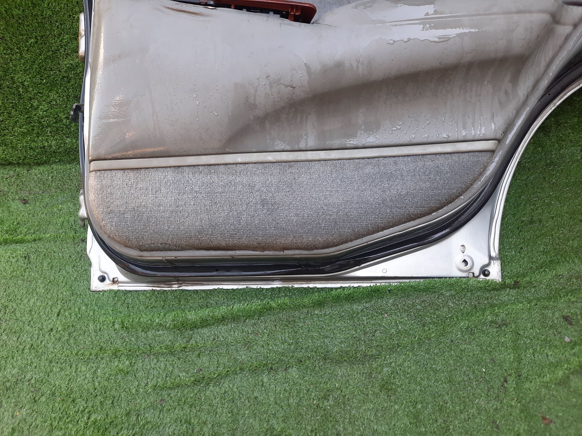 1348 дверь на MITSUBISHI DIAMANTE F36A, 6500 рублей, Невинномысск