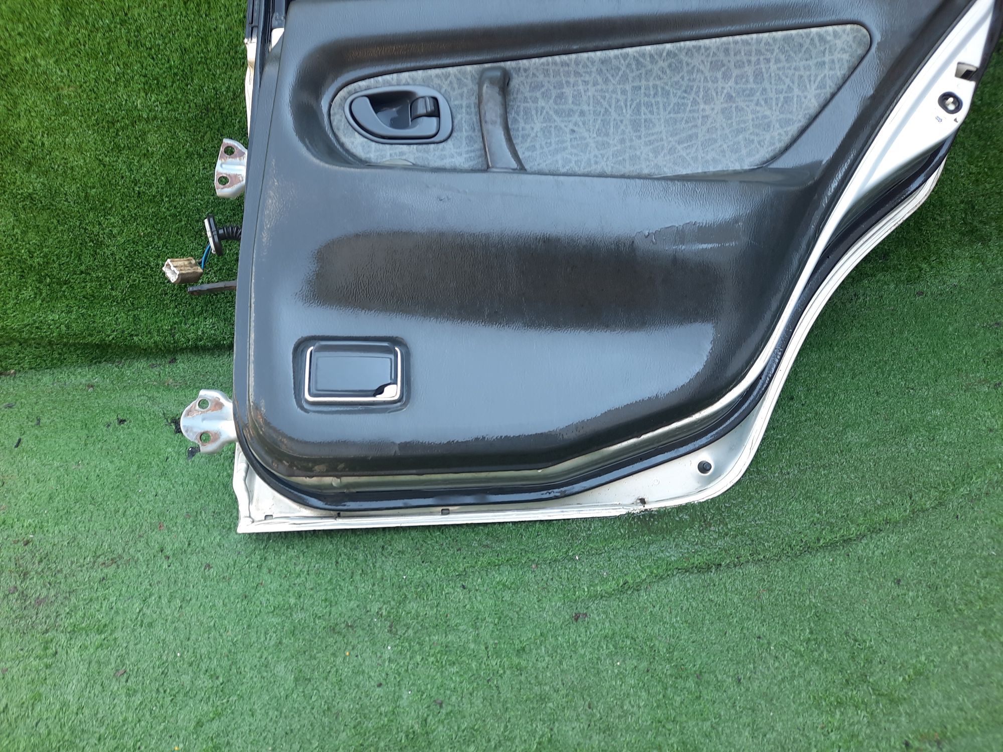 1354 дверь на MITSUBISHI GALANT E54A, 4500 рублей, Невинномысск