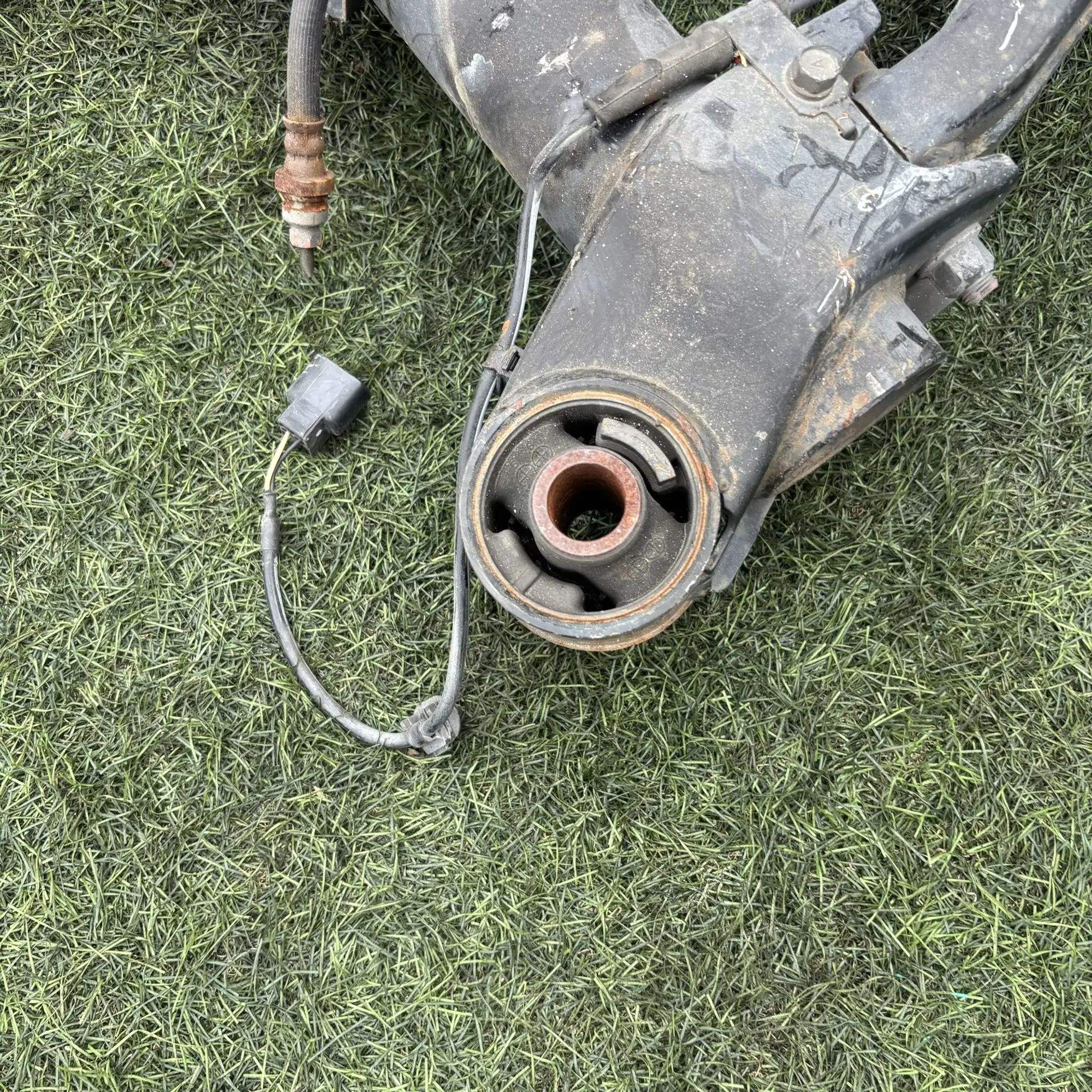 https://ycs.partsauto.market/partsauto-images/thmbs/userImages/772e461030aea93f4dbb6447c0f924d3/part/534be7de-9a41-4c09-bbbb-0b1e9fc7b6a1_1777014471548.jpg