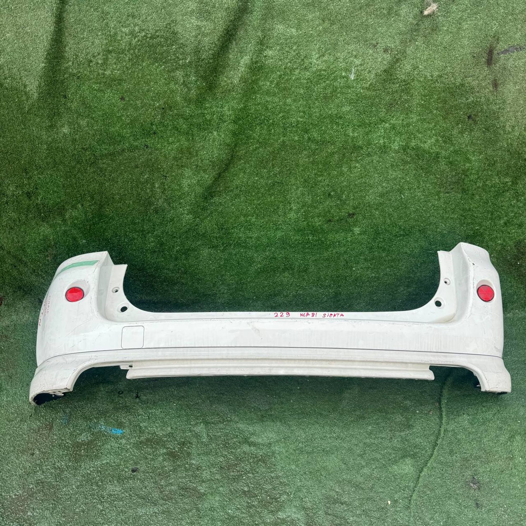 229 Бампер задний TOYOTA SIENTA NCP81, 6500 рублей, Невинномысск