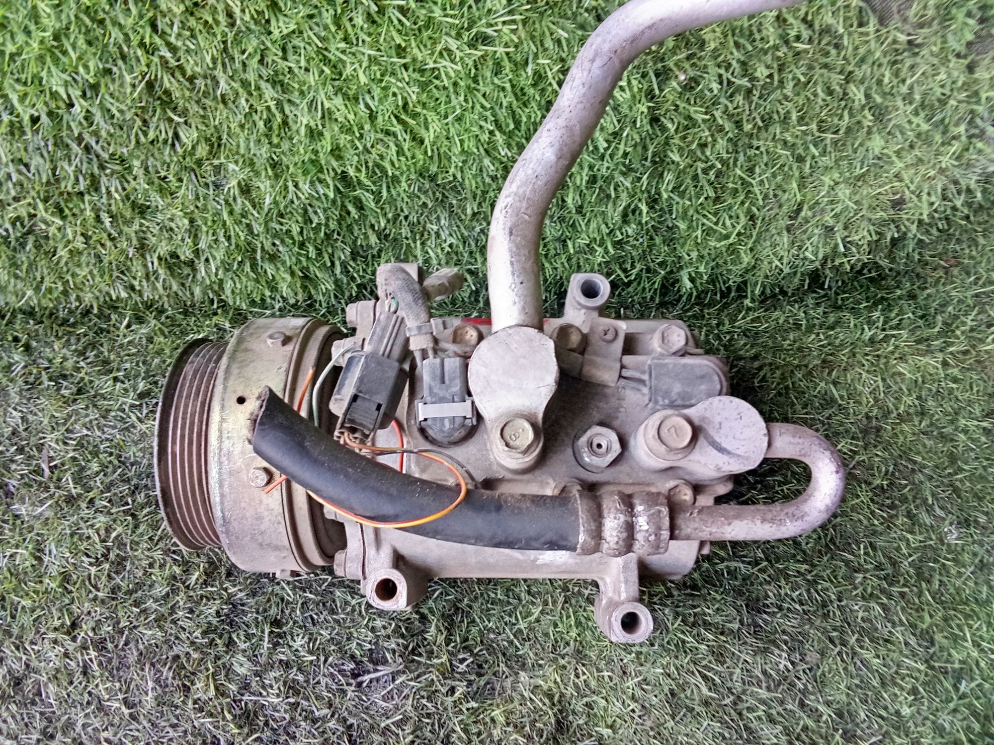 326 Компрессор кондиционера MITSUBISHI 6G72, 7500 рублей, Невинномысск