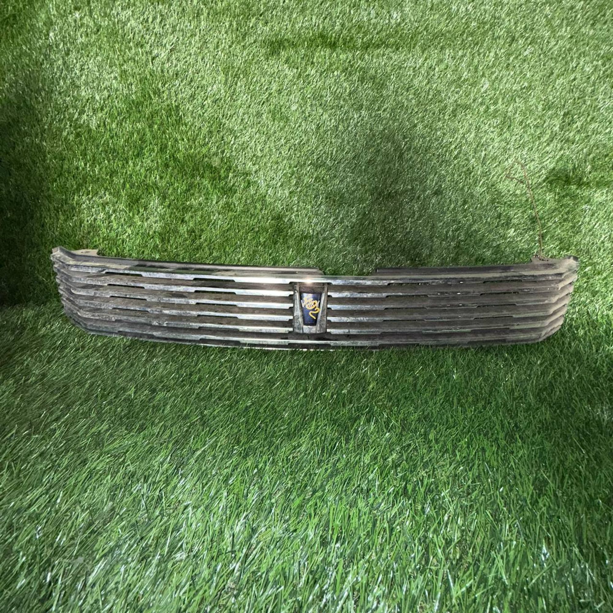 402 Решетка радиатора TOYOTA VOXY AZR60, 3000 рублей, Невинномысск