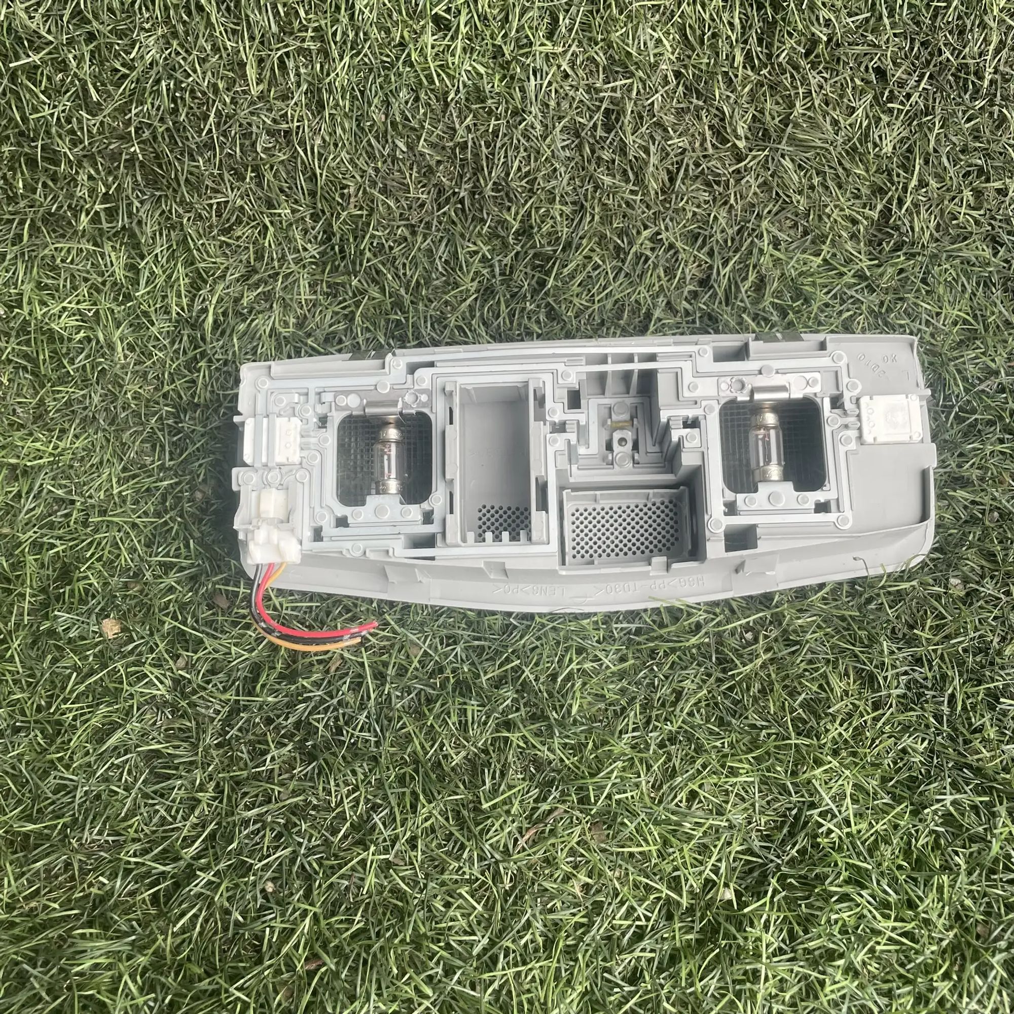 https://ycs.partsauto.market/partsauto-images/thmbs/userImages/772e461030aea93f4dbb6447c0f924d3/part/541f3e14-8c9b-42e3-92b5-4140d73c8f1b_1776683119877.jpg