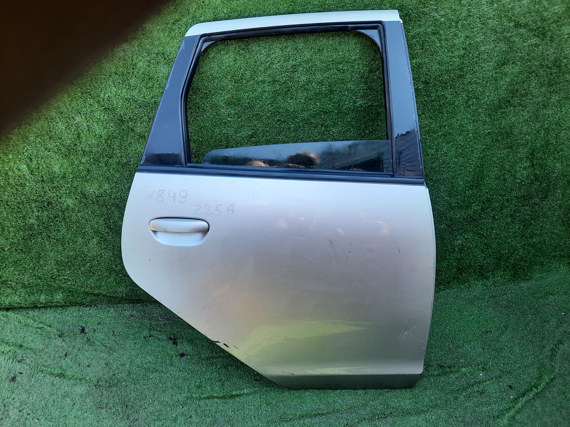 849 дверь на MITSUBISHI COLT Z25A, 10500 рублей, Невинномысск