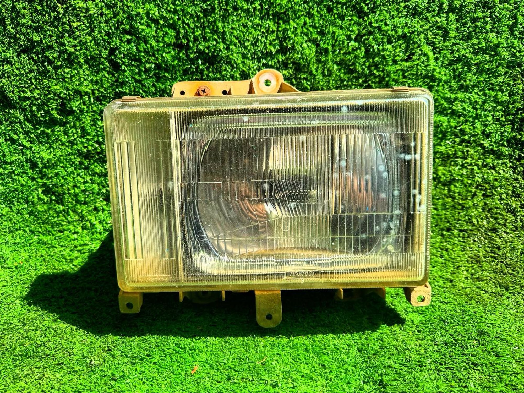 977 фара на MITSUBISHI CANTER, 4500 рублей, Невинномысск