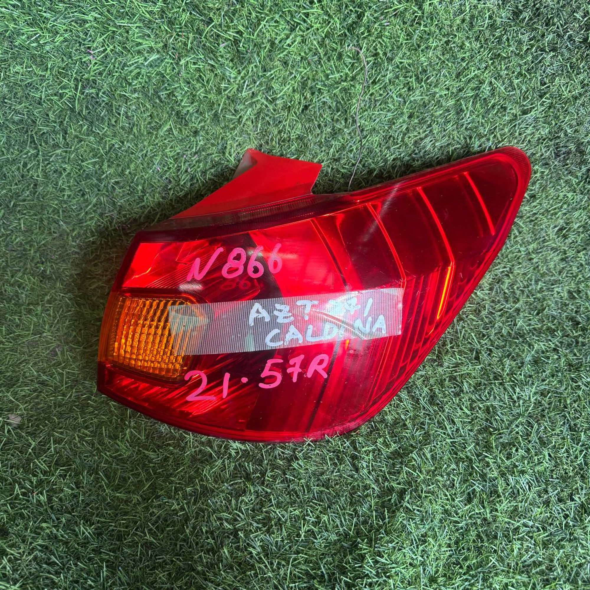 866 Фонарь задний правый TOYOTA CALDINA AZT241, 4500 рублей, Невинномысск