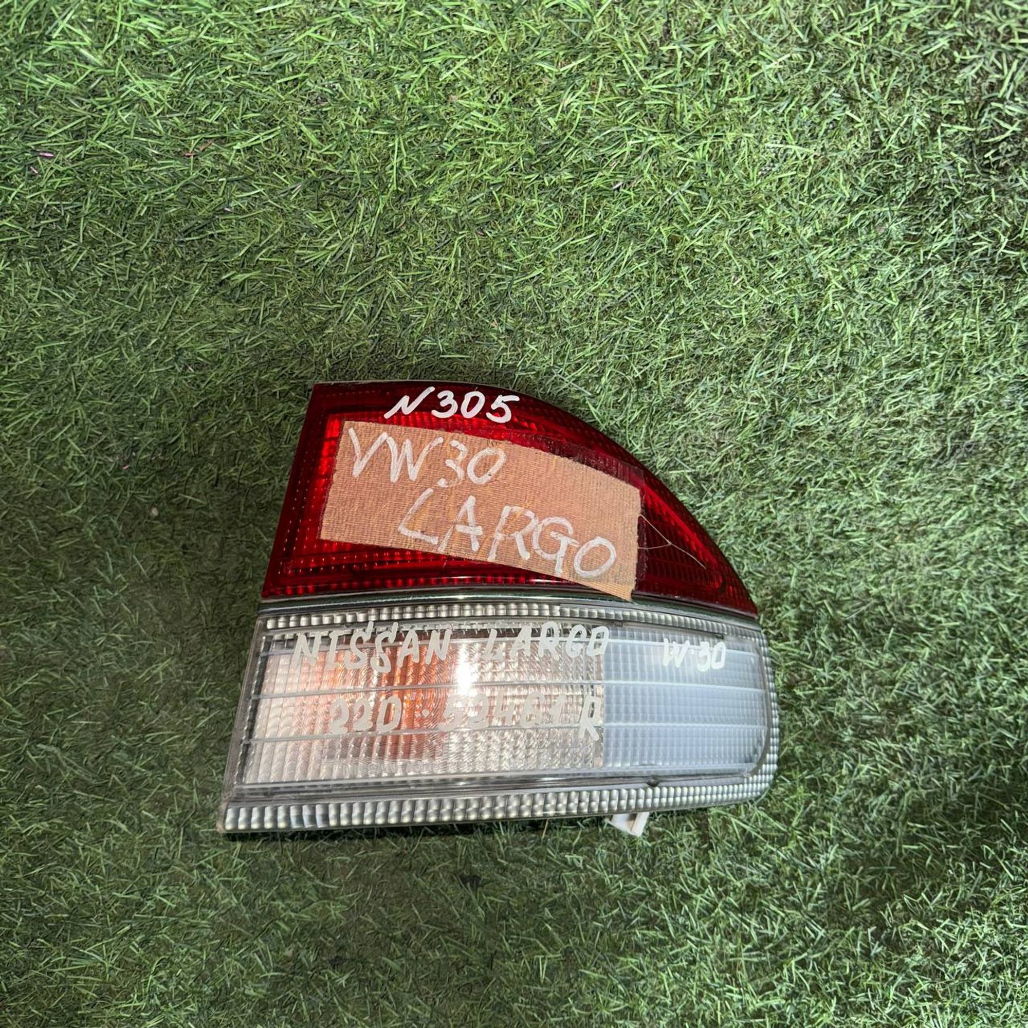 305 Фонарь задний правый NISSAN LARGO W30, 1 рублей, Невинномысск