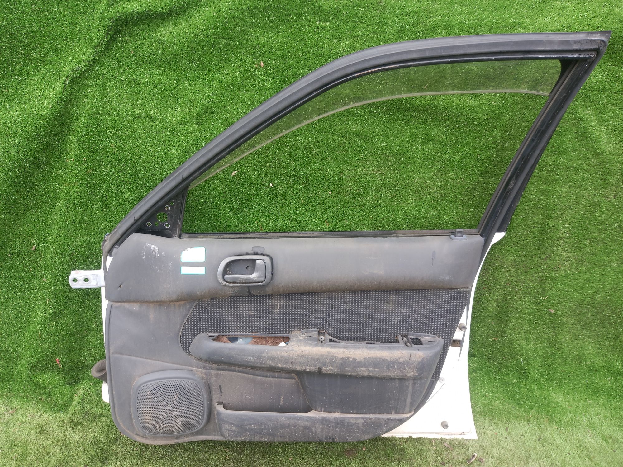 1836 дверь на TOYOTA CARIB AE111, 12500 рублей, Невинномысск