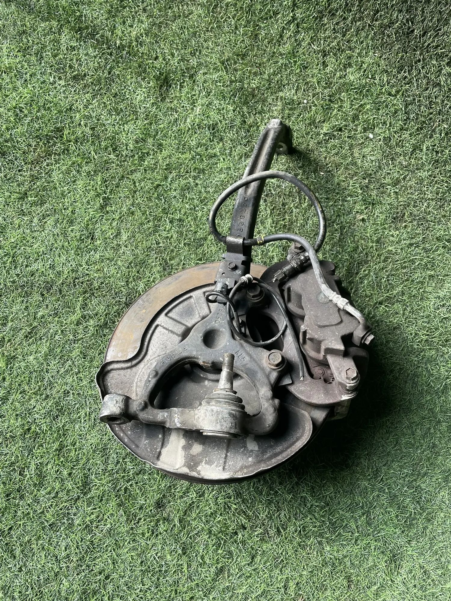 1377 Ступица передняя правая Chrysler 300C 3.5 2006, 10000 рублей, Невинномысск