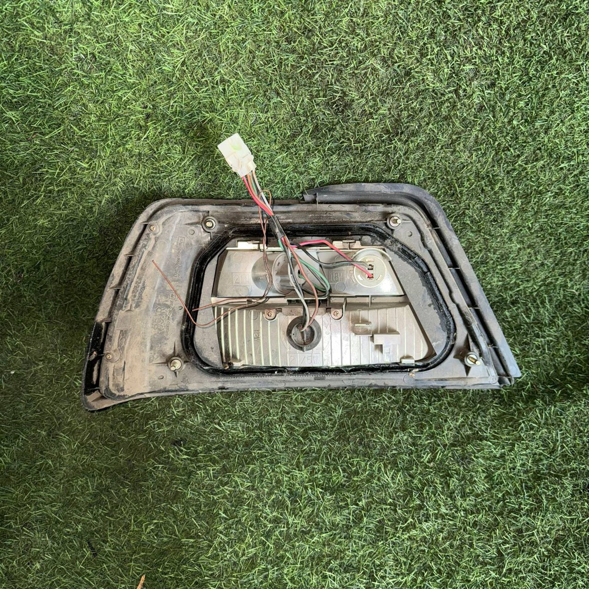 1028 Фонарь задний левый NISSAN BLUEBIRD U14, 1 рублей, Невинномысск