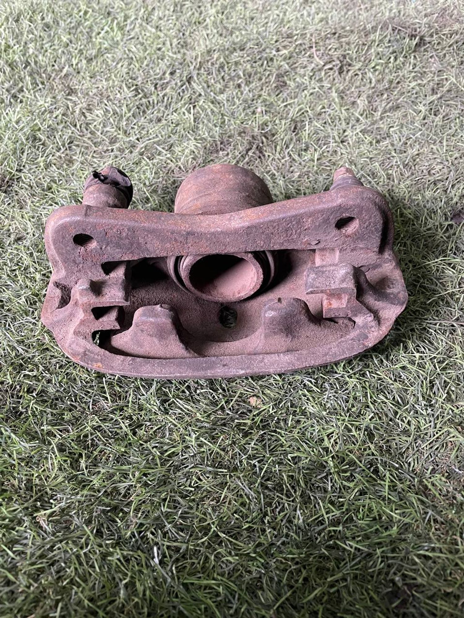 227 Суппорт тормозной передний левый TOYOTA COROLLA AE81, 3000 рублей, Невинномысск