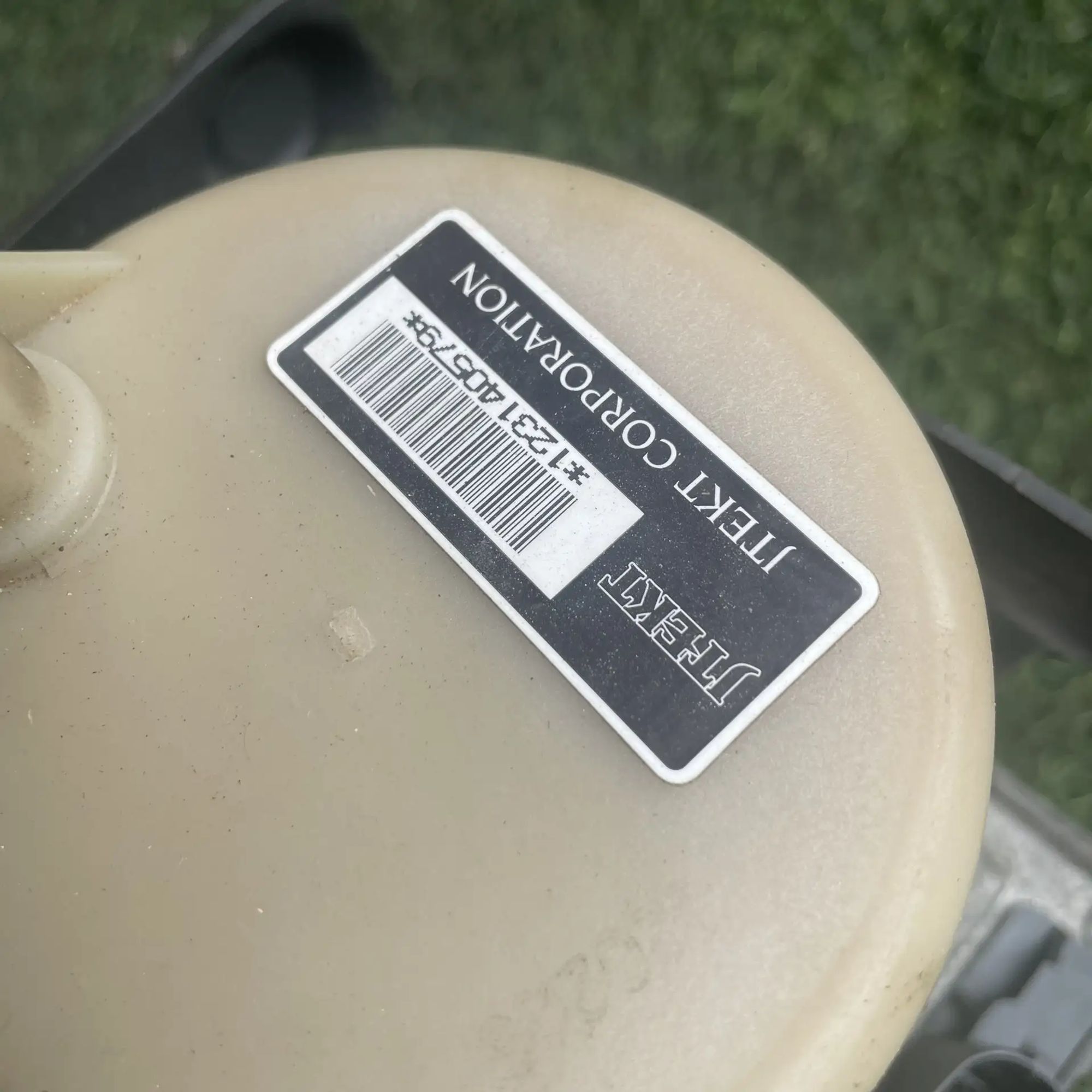https://ycs.partsauto.market/partsauto-images/thmbs/userImages/772e461030aea93f4dbb6447c0f924d3/part/555df226-8a95-4230-bcbf-939d9f1d28ce_1776668366909.jpg